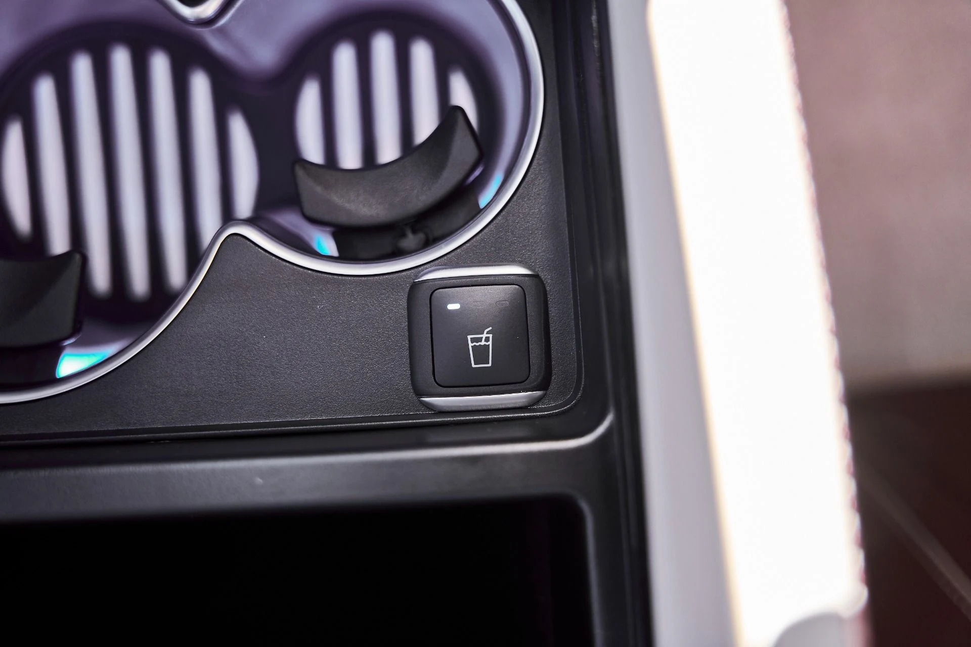 mph053_2050014387_Used_2026_Mercedes_Benz_GLS_Maybach_GLS_600_1772593245_62e53aee13