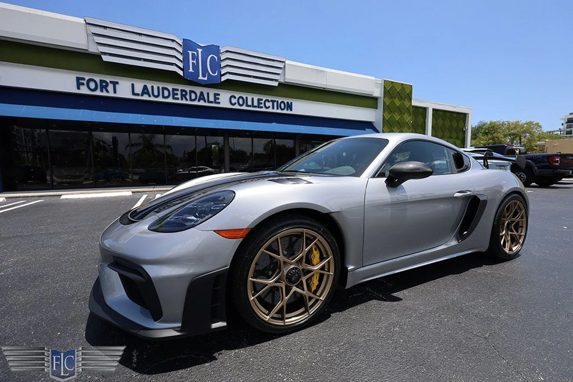 mph053_2099527190_used_2025_porsche_718_cayman_gt4rscoupe_6305_22896205_54_1024_05735602cf