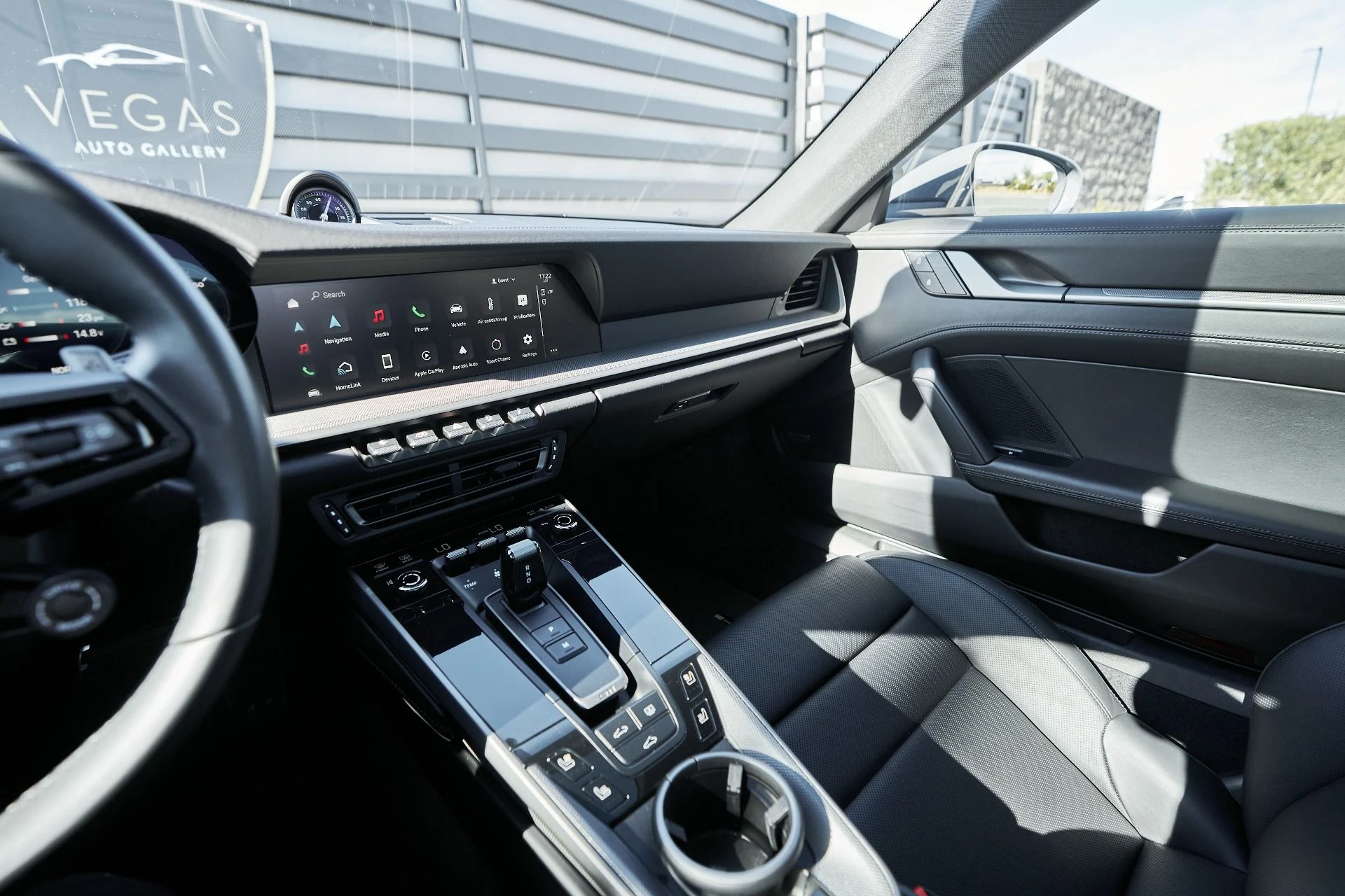 mph053_2122032702_Used_2024_Porsche_911_Carrera_S_1763676168_3035a20a26