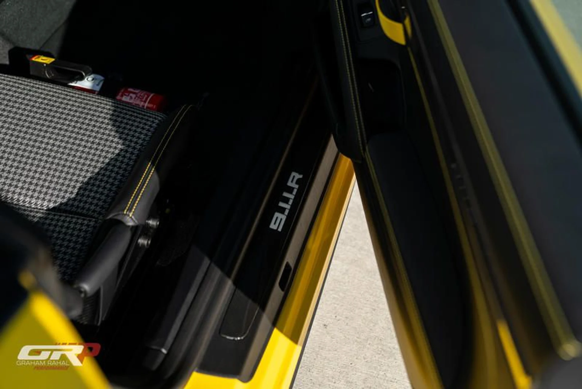 mph053_2131126916_5639_FE_55_90_C3_4_B06_BD_5_F_34_FCEA_405163_9b04c04f76