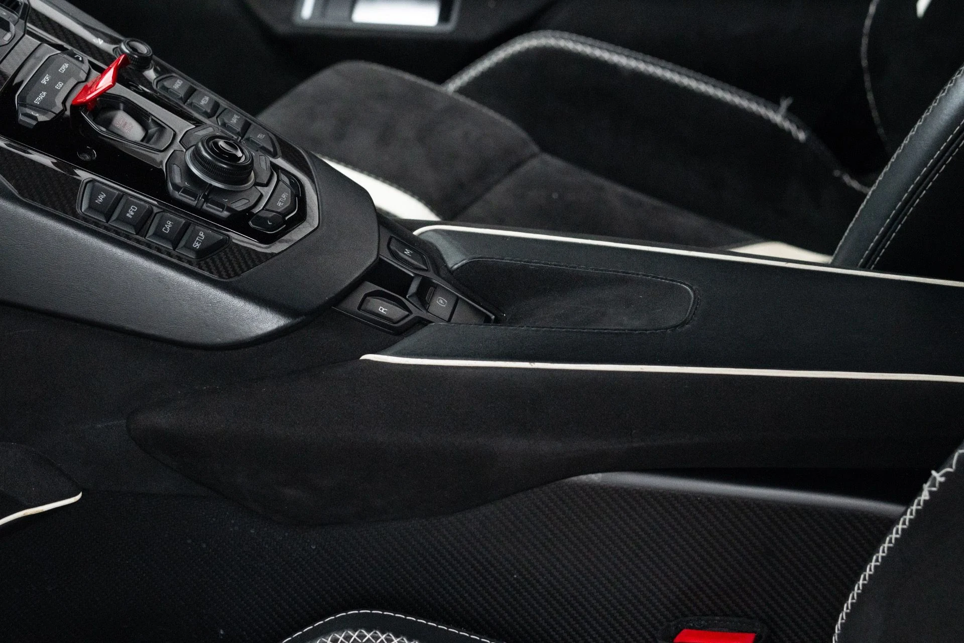 mph053_2143098962_Used_2021_Lamborghini_Aventador_LP_770_4_SVJ_Roadster_1774062335_dd3480217e