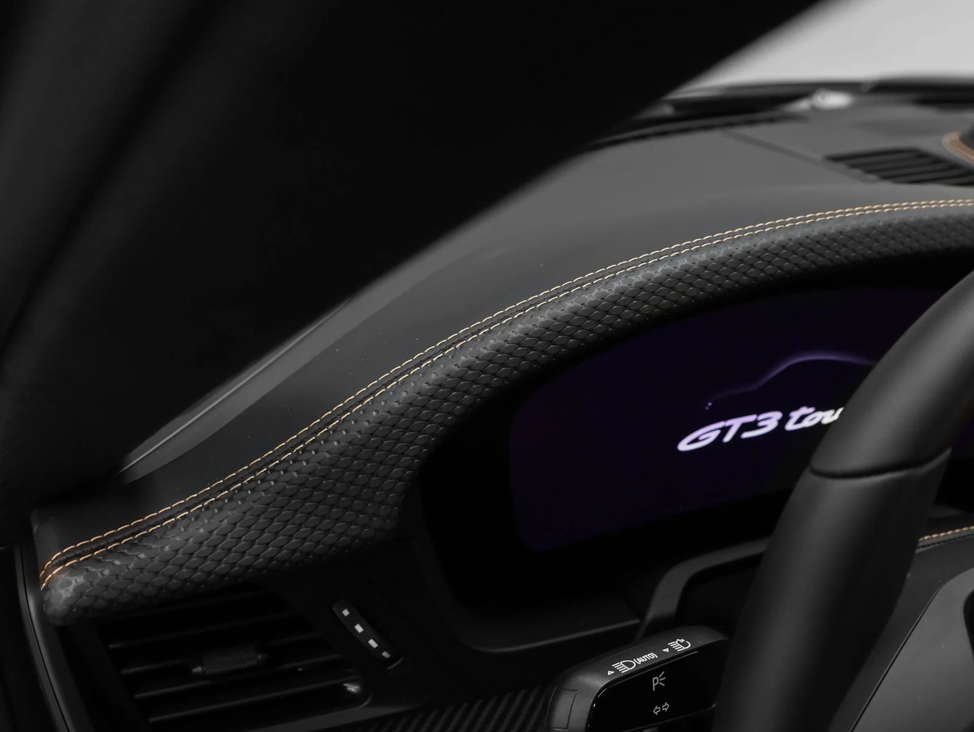 mph053_214311627_54_9e08687d7d