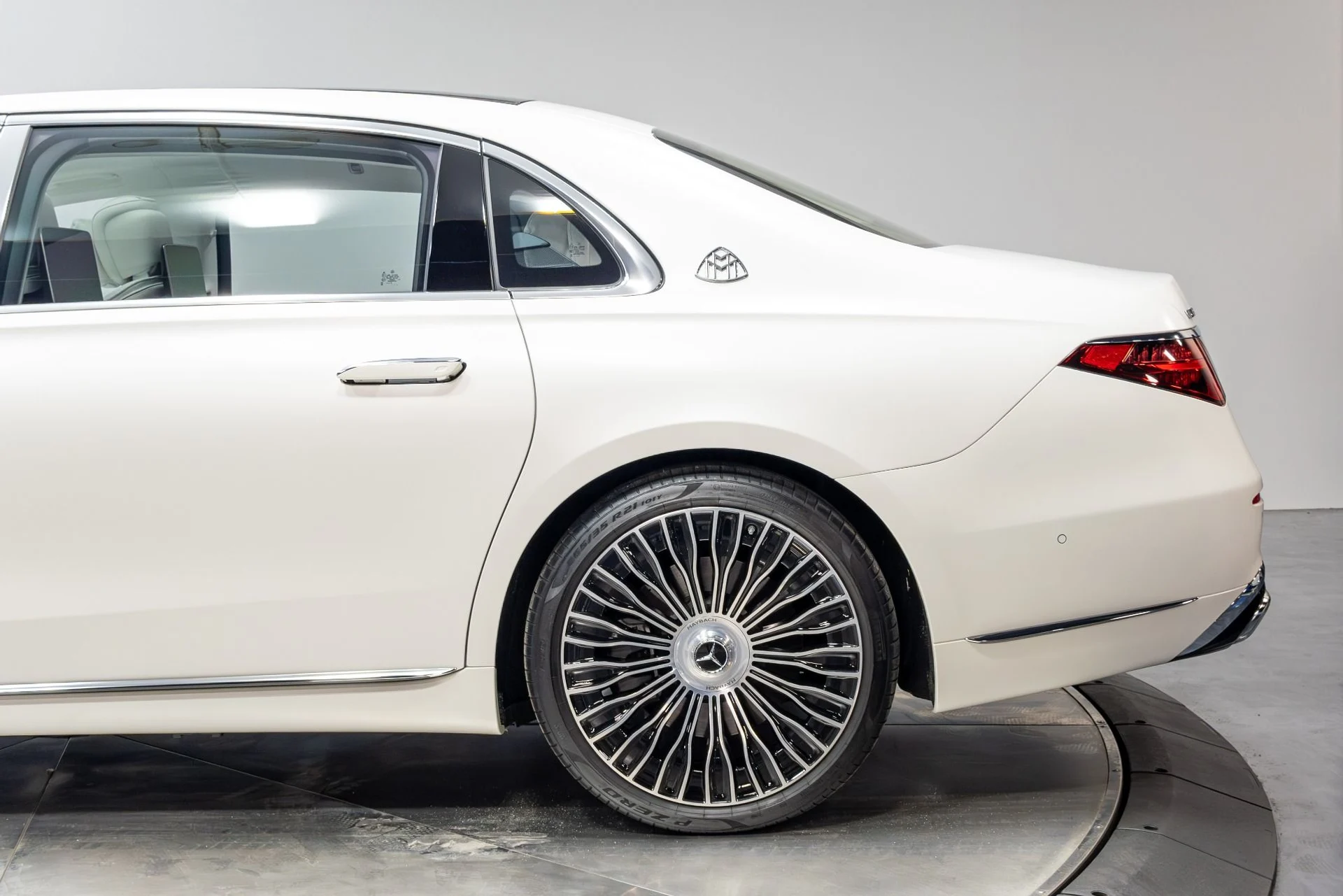 mph053_2151203218_Used_2023_Mercedes_Benz_S_Class_Maybach_S_680_4_MATIC_1776091551_3349bc0604