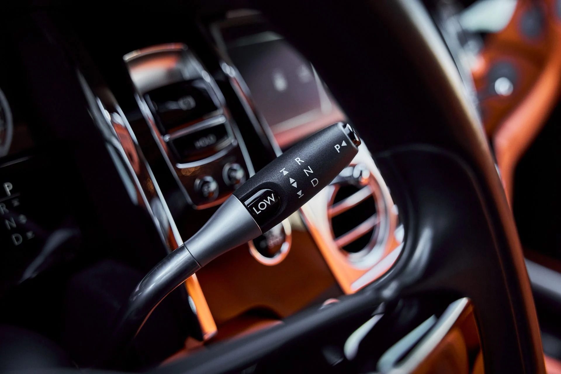 mph053_2166706755_Used_2019_Rolls_Royce_Wraith_Base_1772849679_cef68f5501