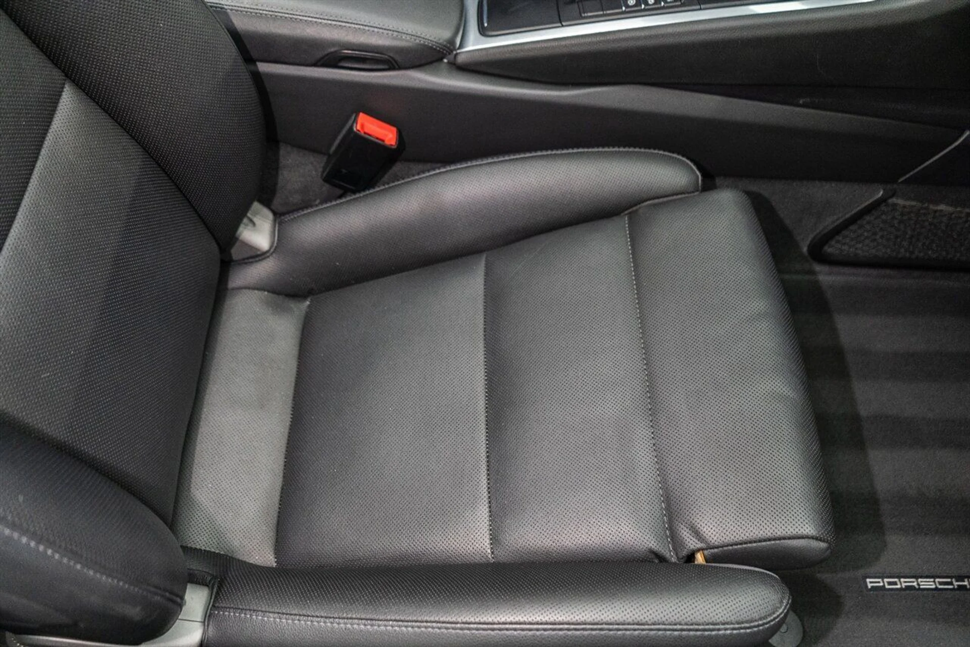 mph053_2188149192_66cc8544bf_1280_cb33220510