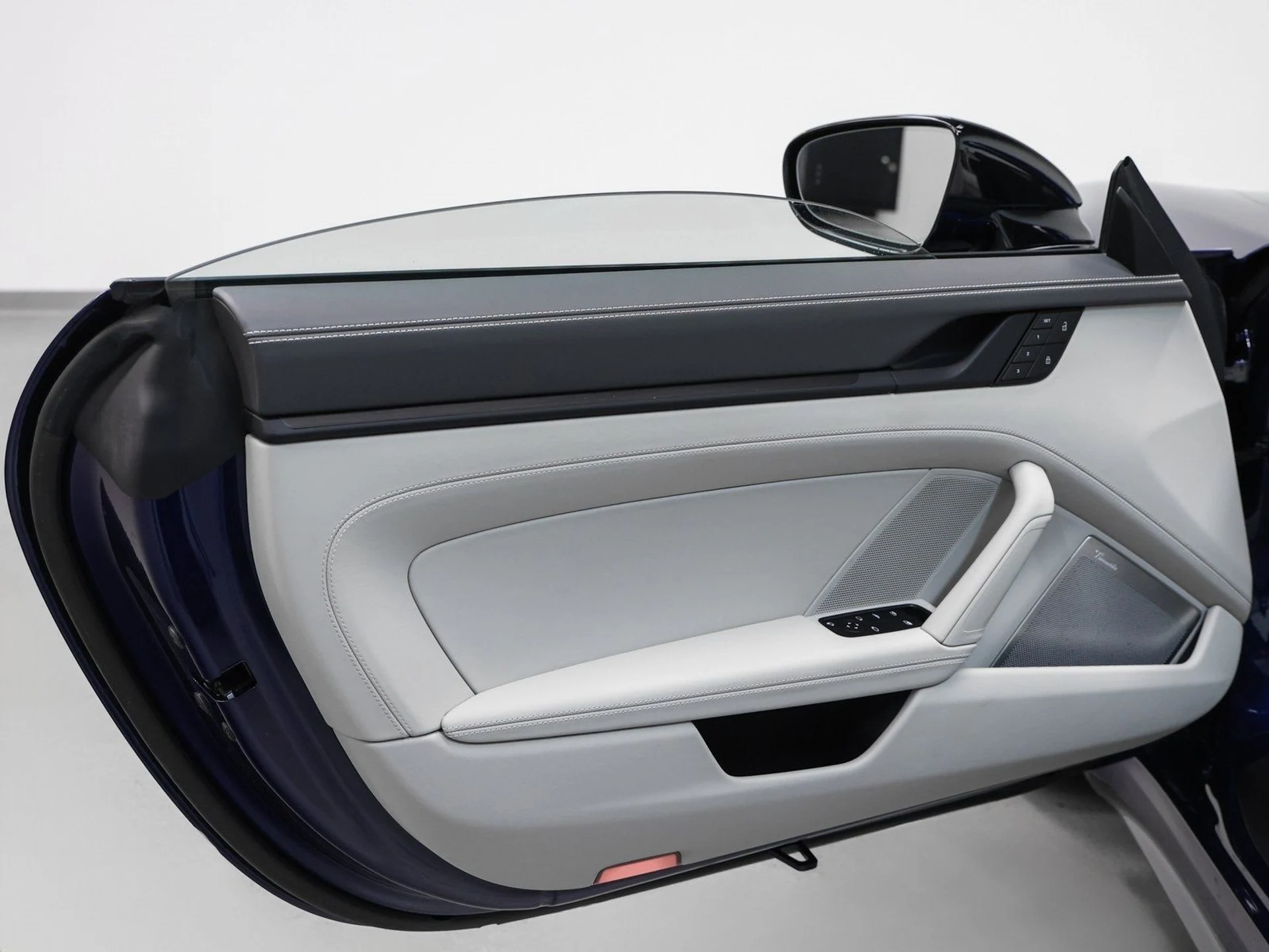 mph053_2189437625_54_6eb8c5bccd