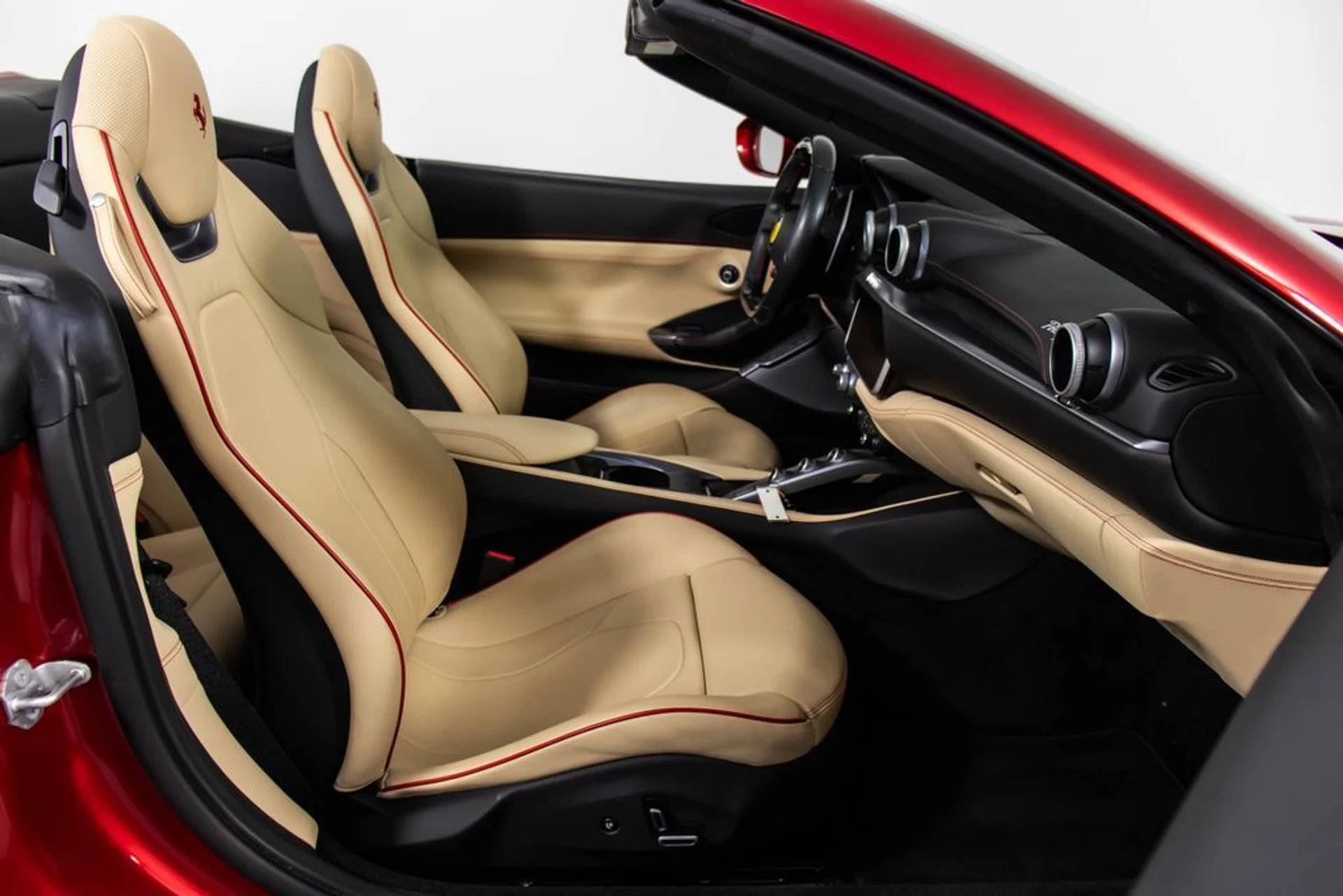 mph053_2202030523_c9f5716c92ddbdeea5f3b90b29406165x_c104508971