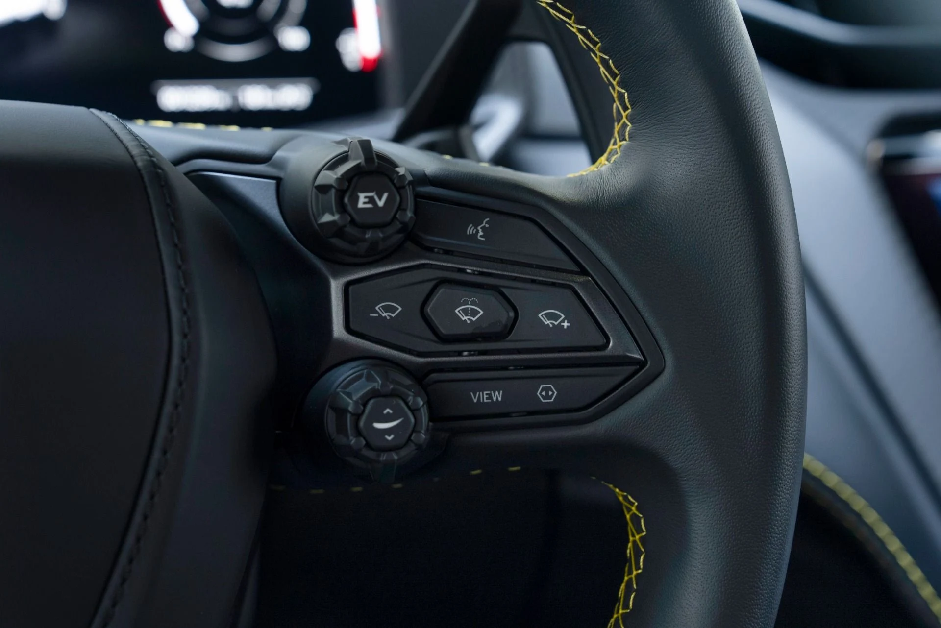 mph053_2208046536_Used_2025_Lamborghini_Revuelto_1779986727_166ab9964b