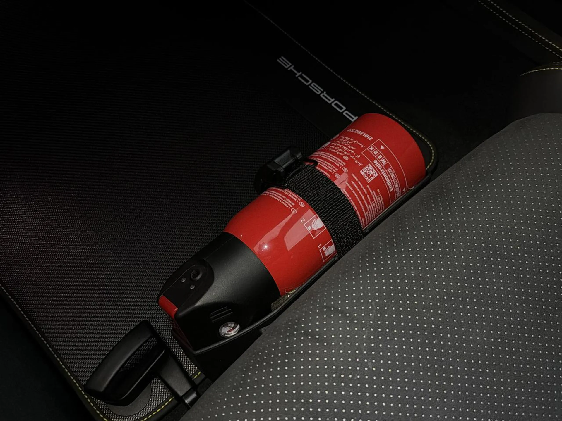 mph053_2228340176_389ac352a85592eb79e029782115b3e9_bb70c68328