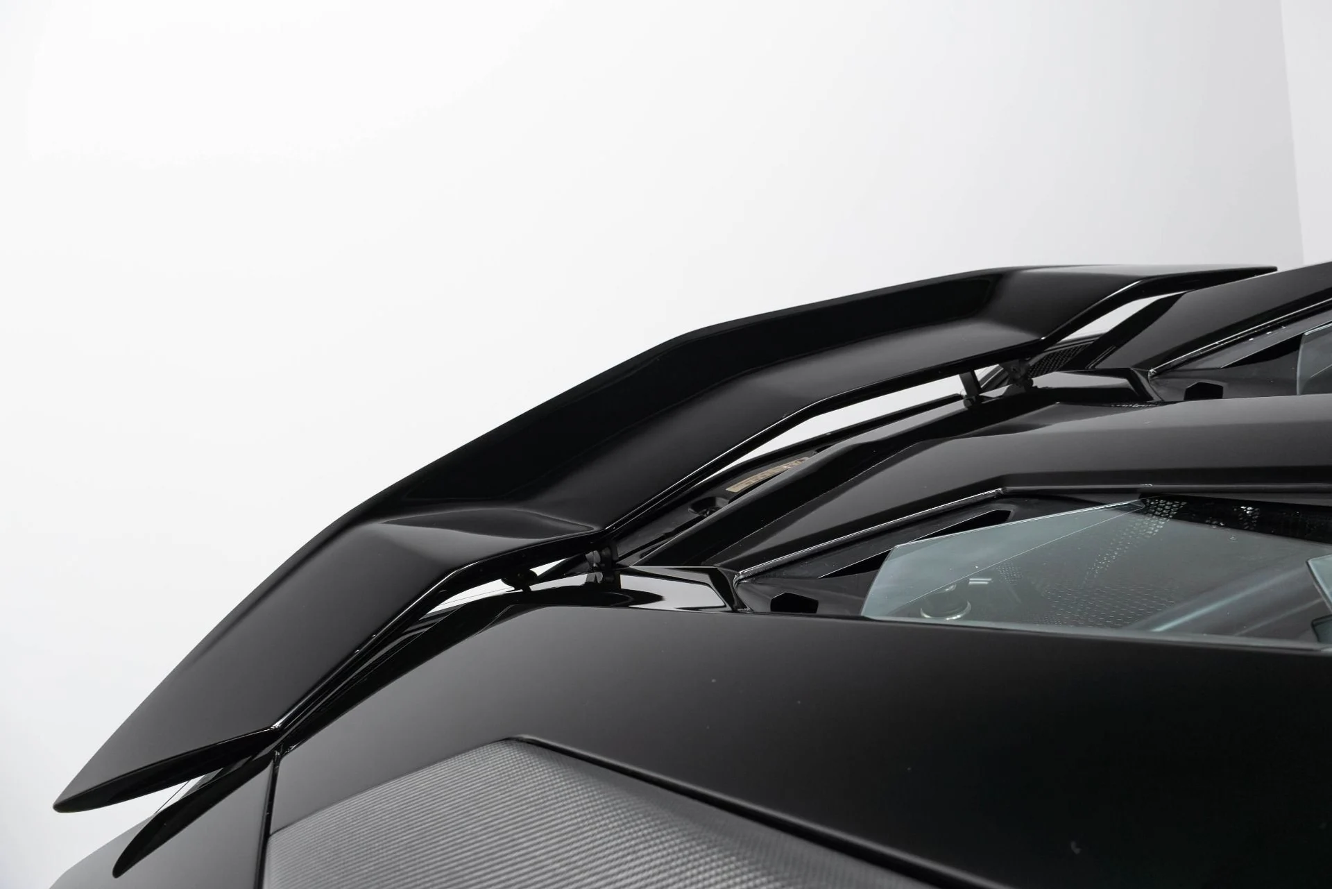 mph053_2233665129_Used_2015_Lamborghini_Aventador_LP_700_4_1780593182_2452003484