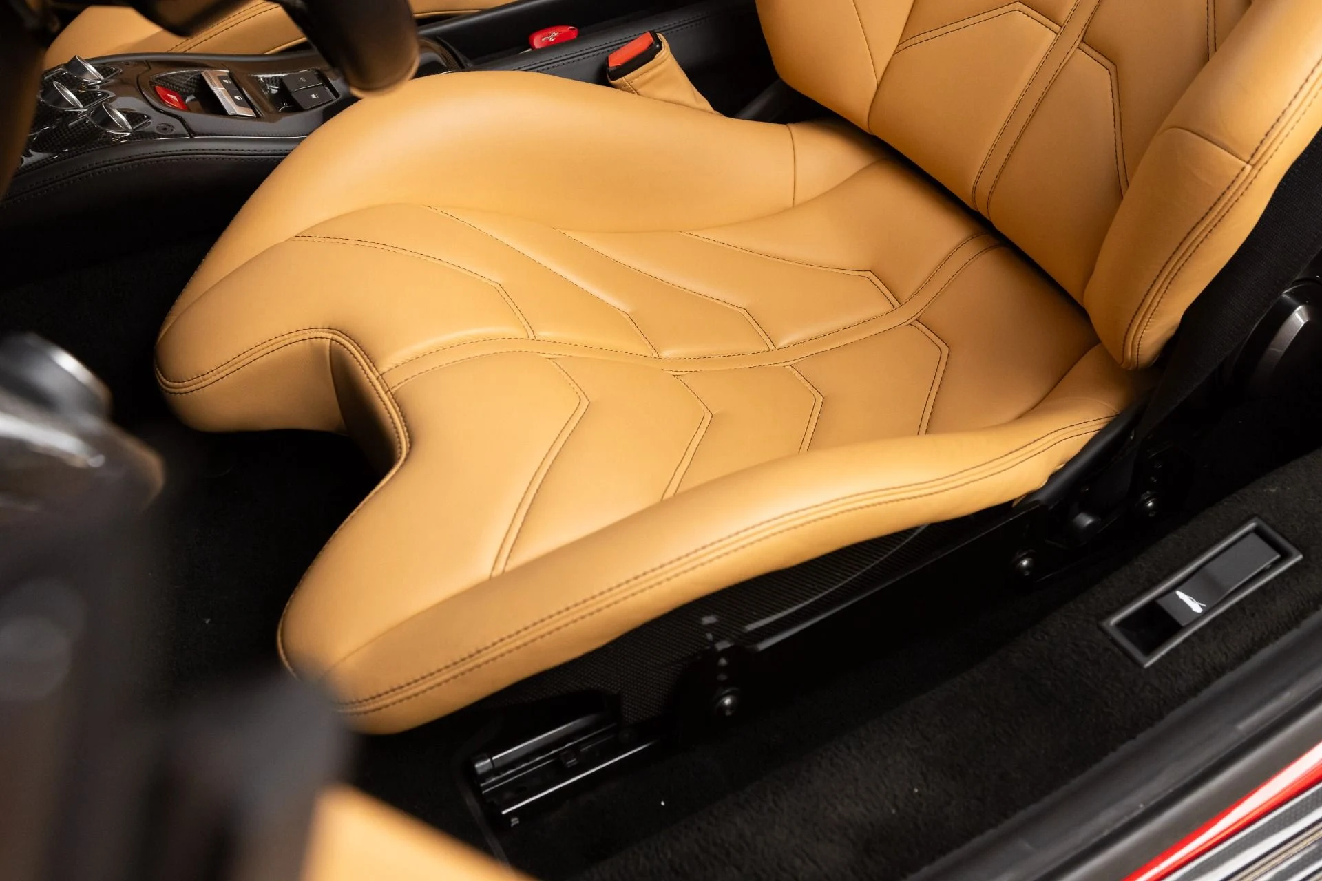 mph053_2245306544_Used_2014_Ferrari_458_Spider_1781623433_82112ee51a