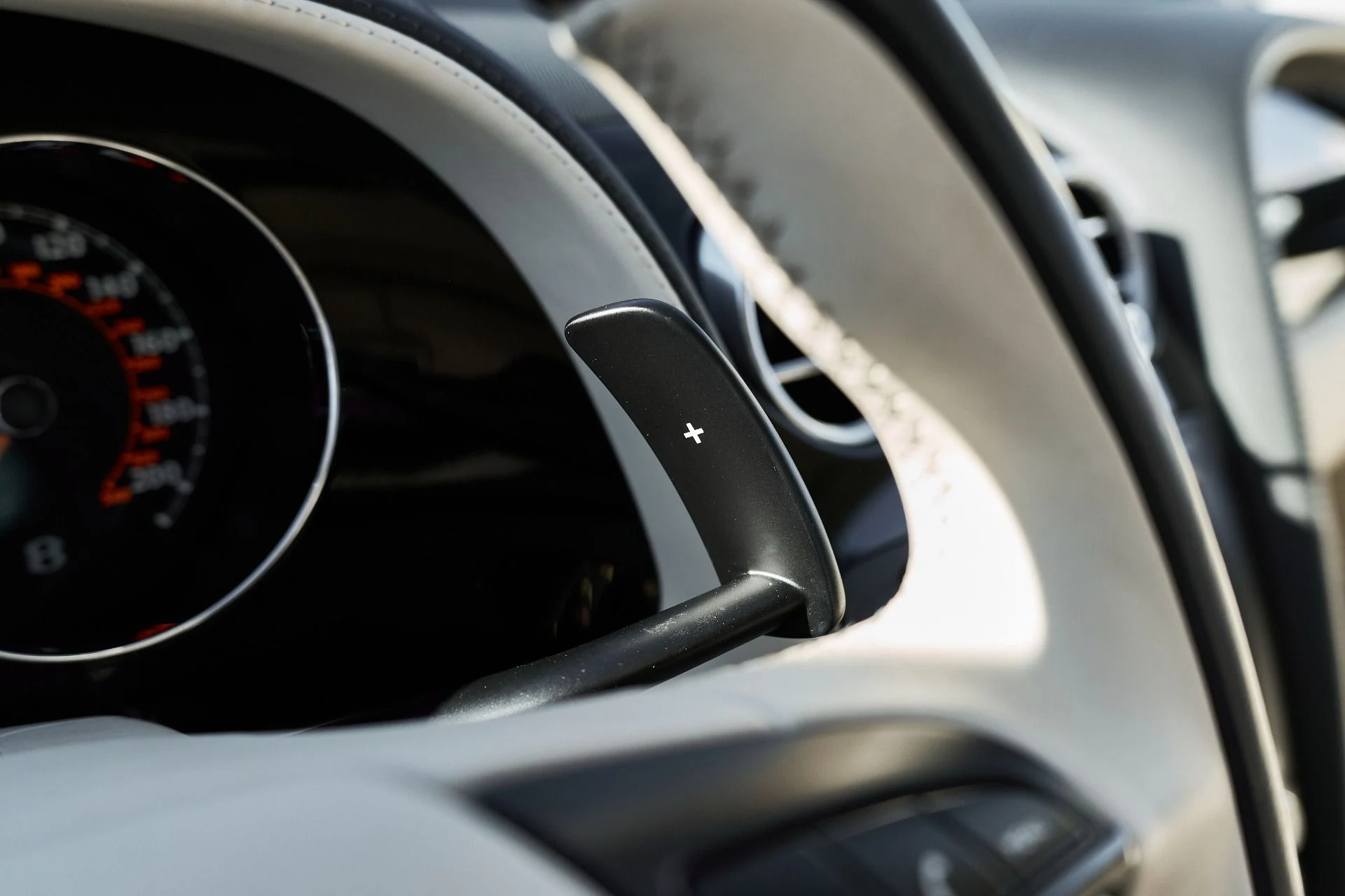 mph053_2275547537_Used_2012_Bentley_Continental_Flying_Spur_1765853844_71cb21dcb3