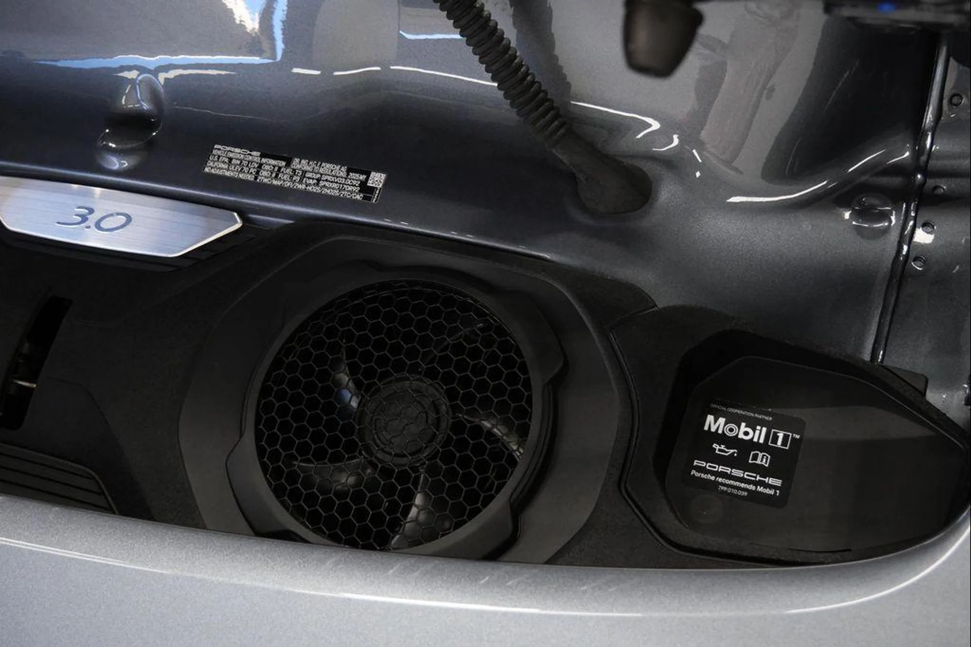 mph053_2277542532_H_Udj_B0xxrk_Bt_1_Sdg3a_ZGU_Xi_EUI_6ea5c83327