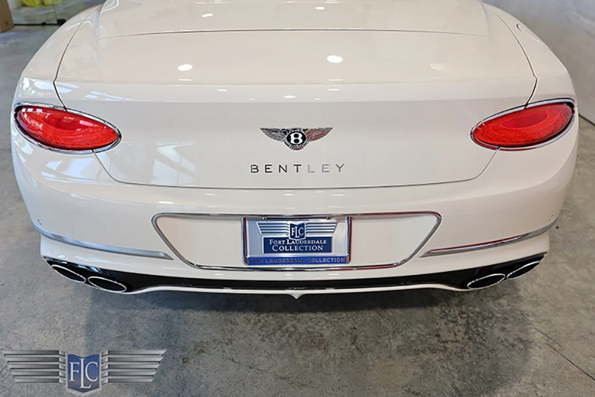 mph053_2283921243_used_2022_bentley_continental_gtcv8convertible_9689_23023913_54_1024_2e7a4d9e13