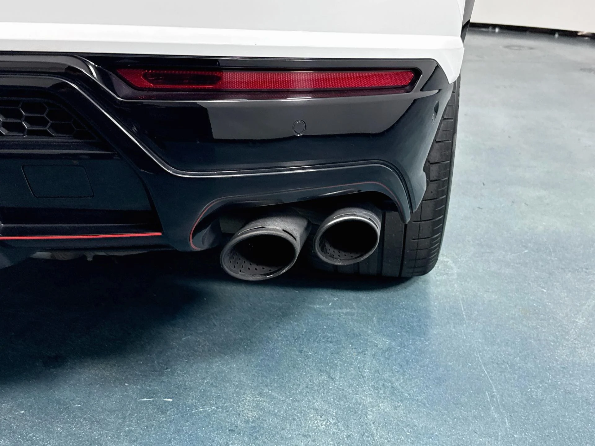 mph053_2291073977_Used_2020_Lamborghini_Urus_1788550635_32be1f185d