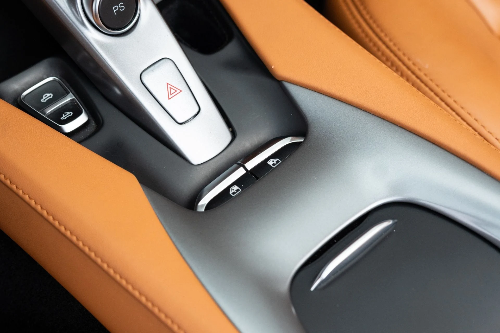 mph053_2294181697_Used_2022_Ferrari_Portofino_M_1770268435_70ce3e4e67