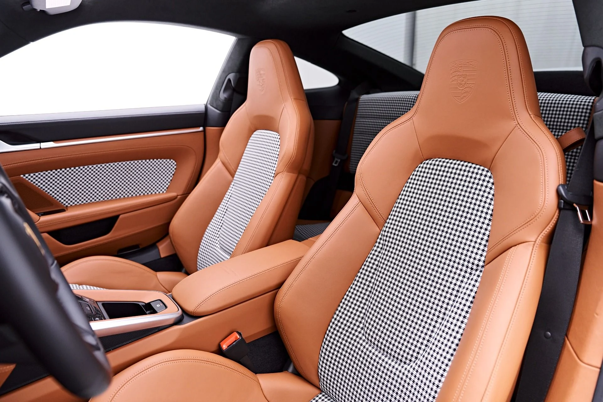 mph053_2314431416_Used_2024_Porsche_911_Turbo_S_1777505290_257fa487ec