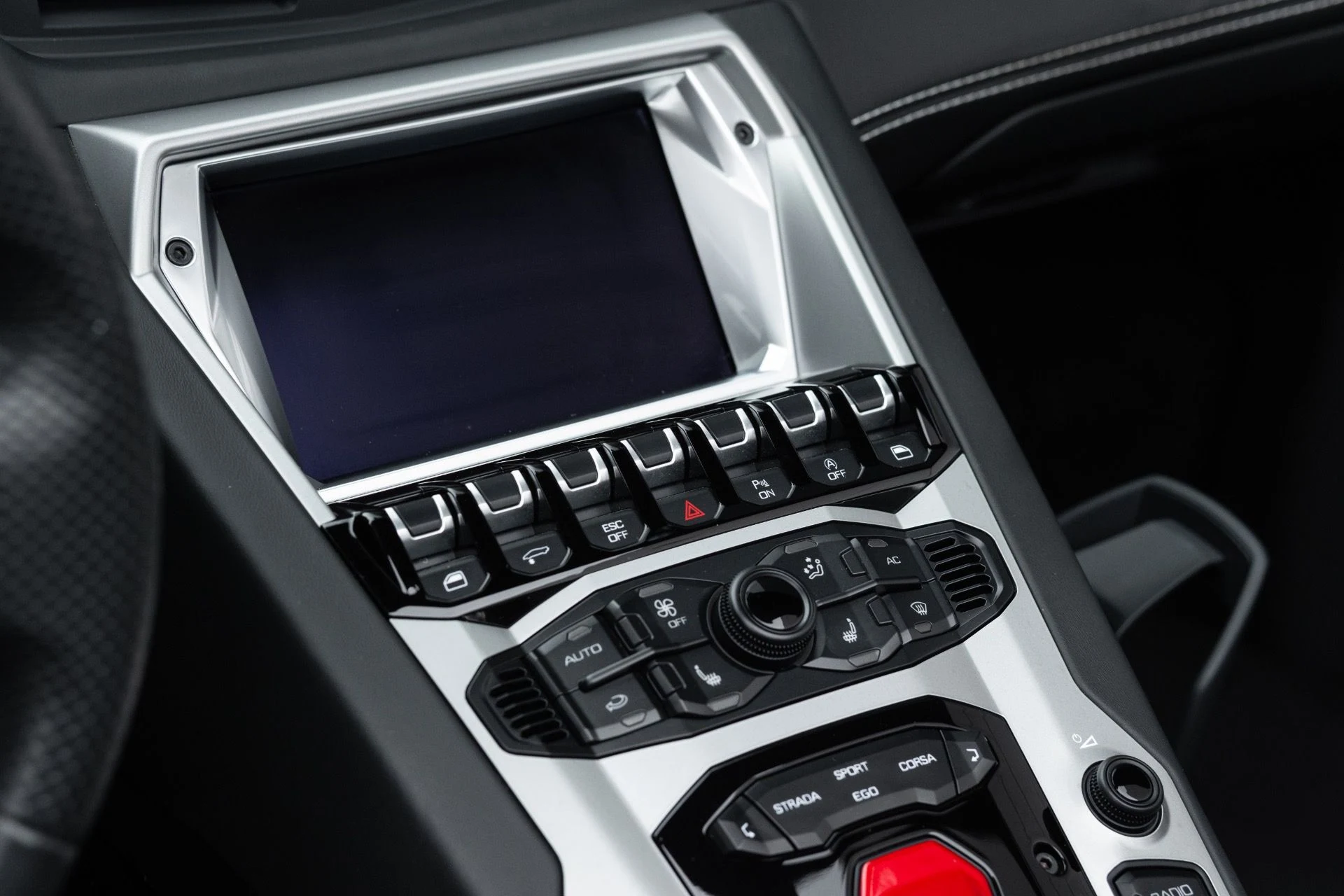 mph053_2316066945_Used_2018_Lamborghini_Aventador_Roadster_LP_740_4_S_1770343320_1694c39d0a