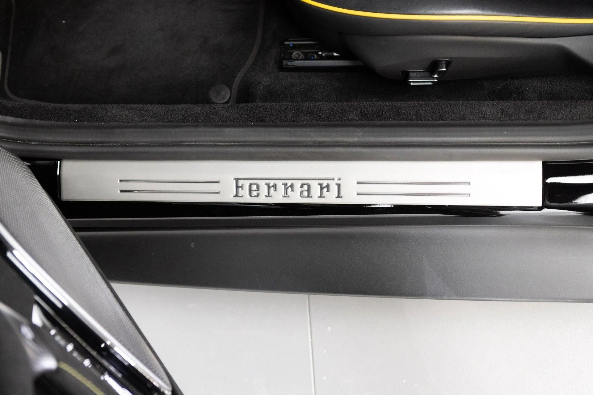 mph053_2345806250_Used_2022_Ferrari_Roma_1780581074_6e6b78d8f3
