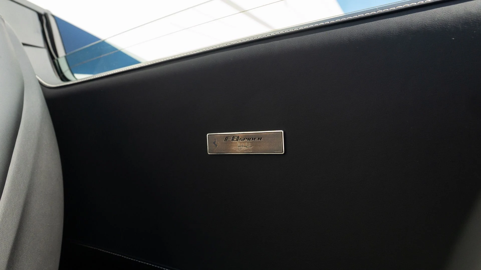 mph053_2351306169_Used_2021_Ferrari_F8_Spider_1753198309_568112c3dd
