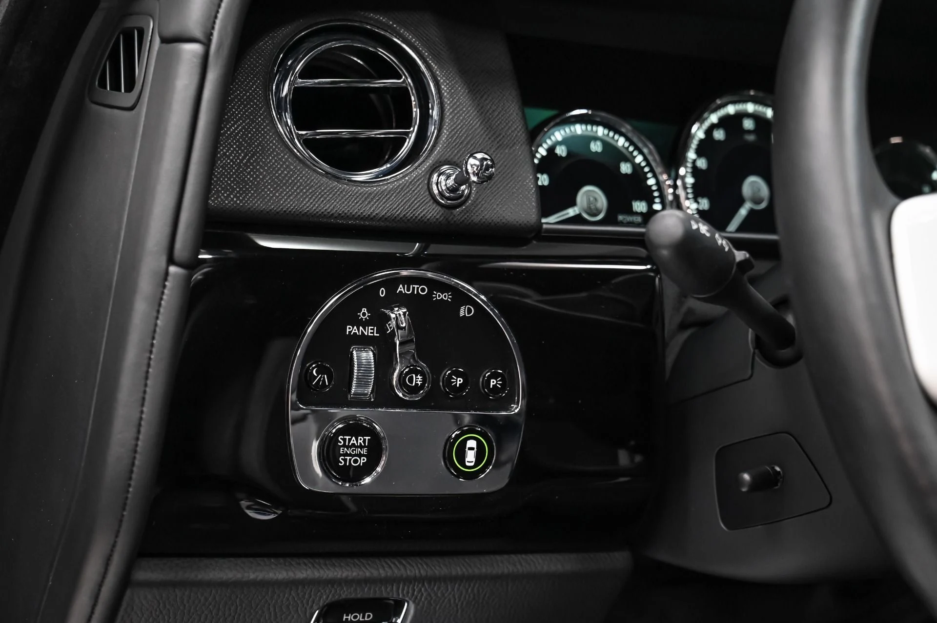 mph053_2357248237_Used_2019_Rolls_Royce_Cullinan_1761408905_0711e9adc7