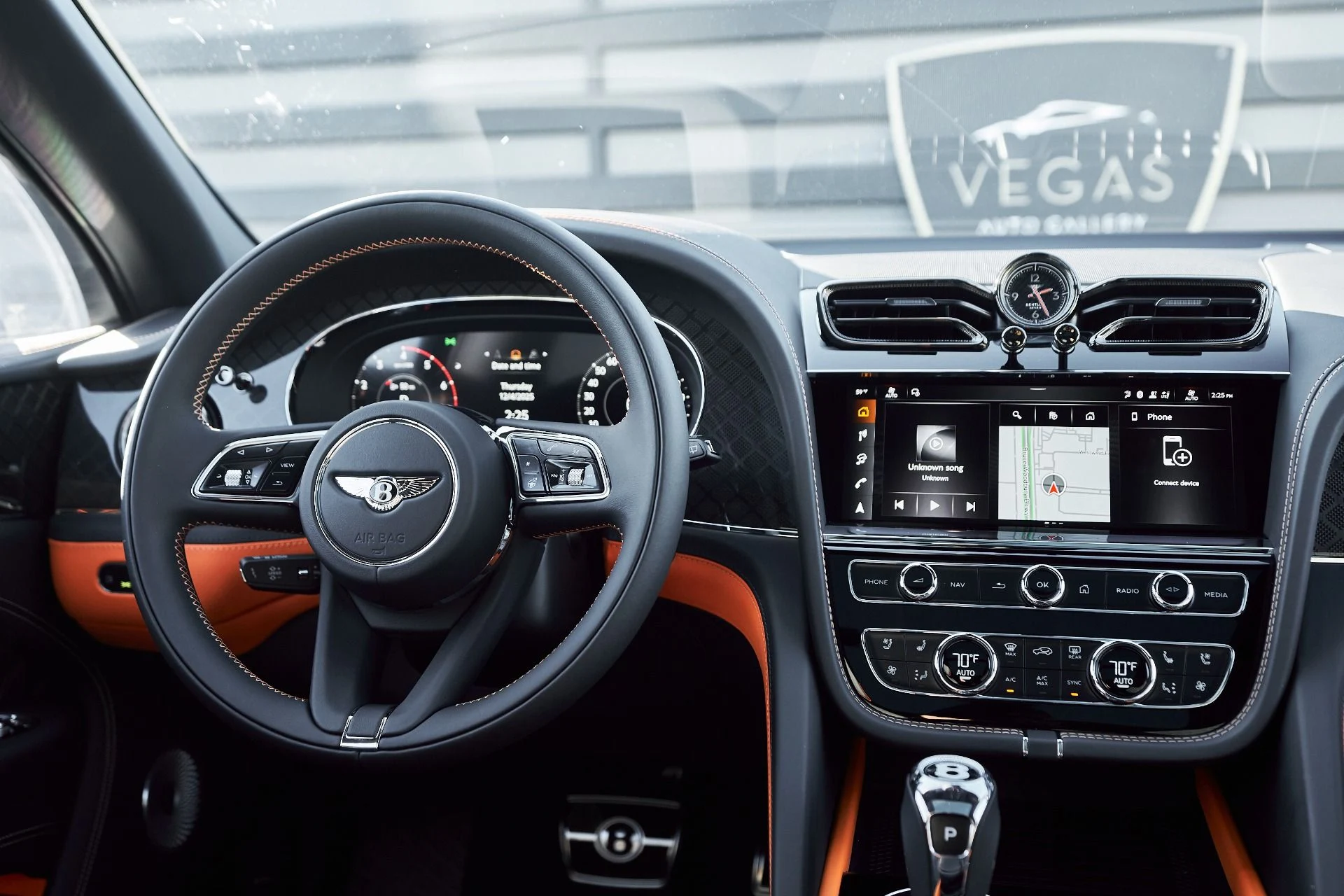 mph053_2373262131_Used_2025_Bentley_Bentayga_S_Black_Edition_1764904245_bc93e24d84