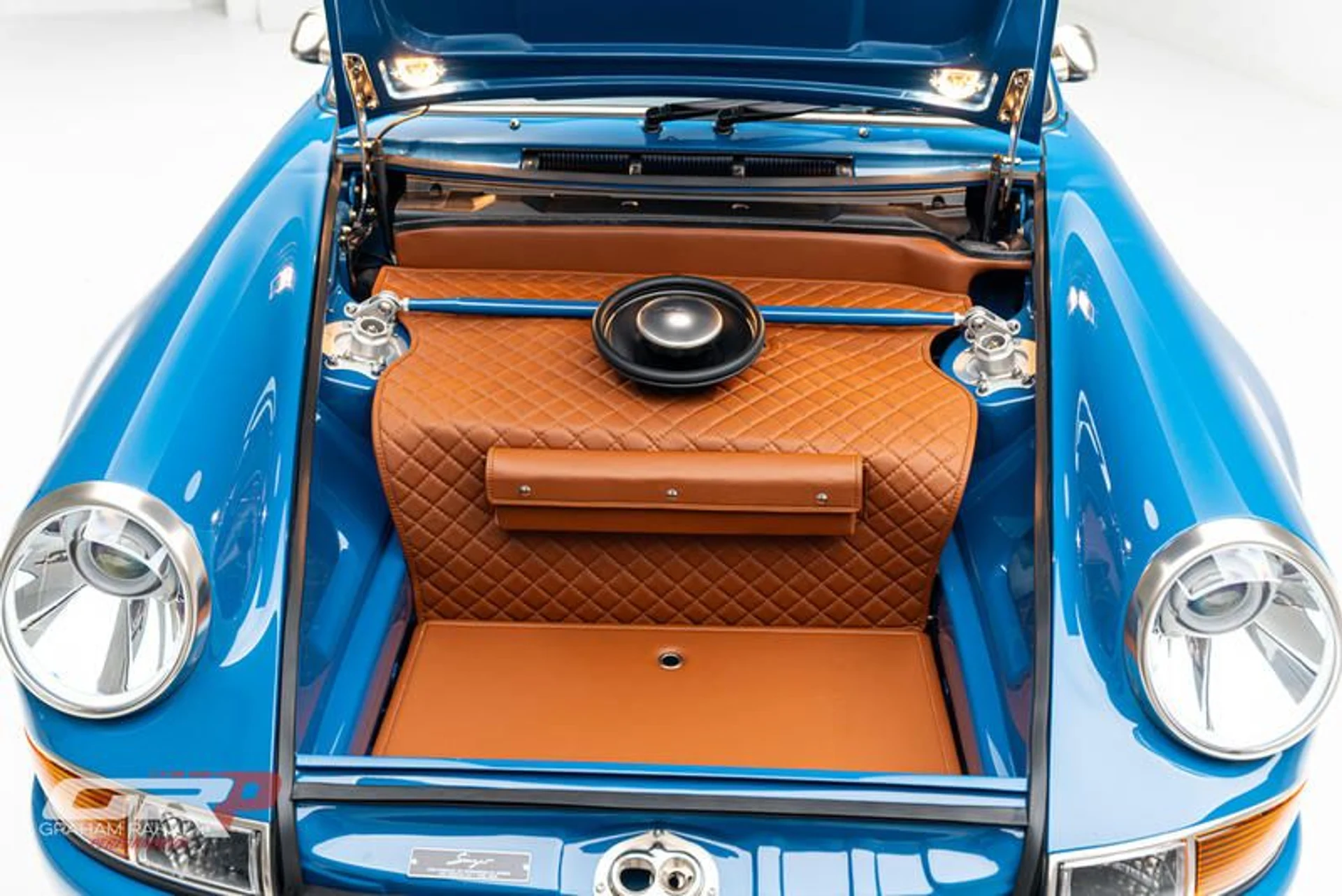 mph053_2382879187_344_B958_C_672_E_4_EFD_813_B_804_A478_C4_BF_9_96928adde9