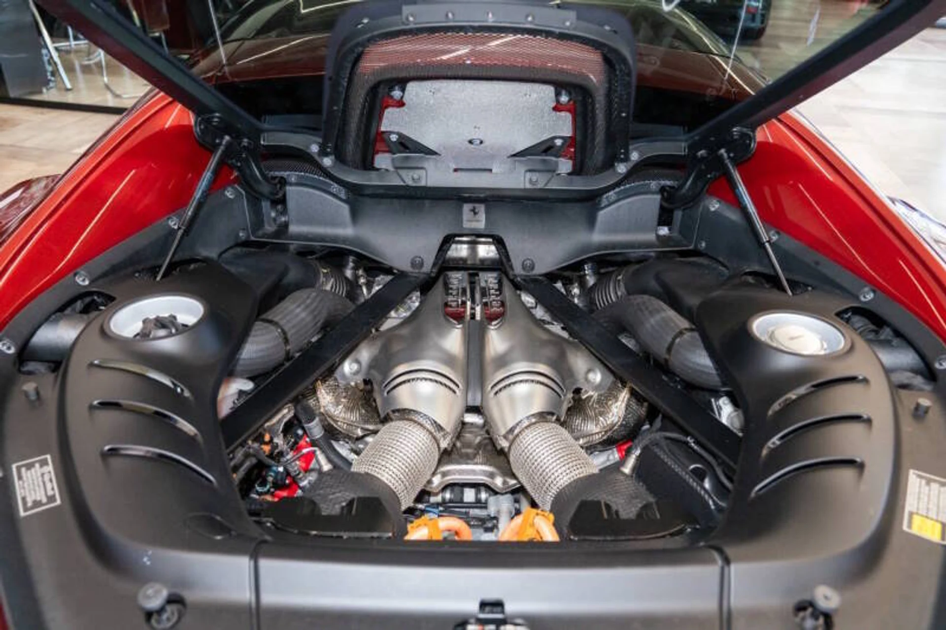 mph053_2384110088_2025_ferrari_296_gtb_base_2dr_coupe_7e5ae26e9c