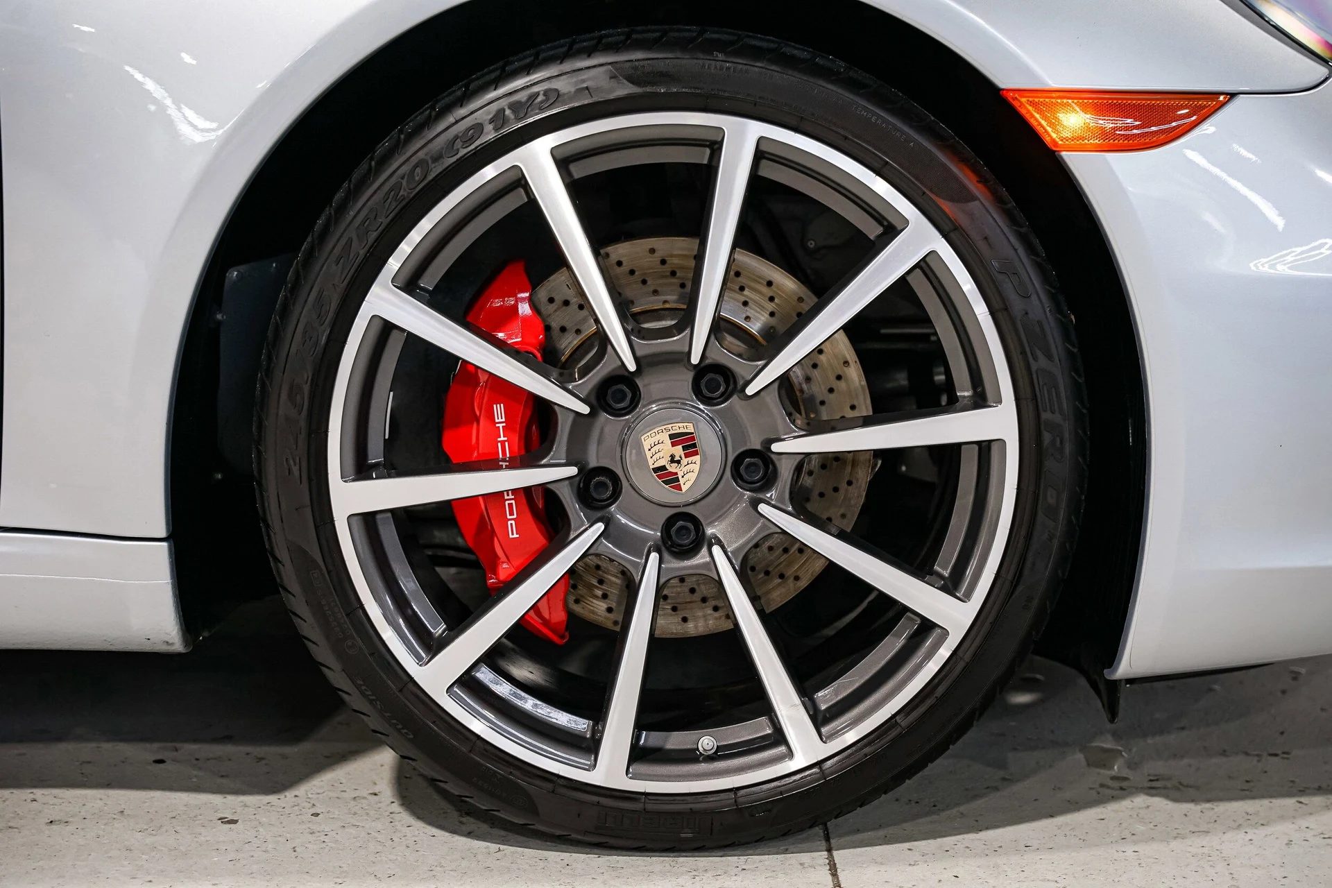 mph053_2394005453_e6d4c6a9dc9f8dc3066cf83d87aa2b2cx_d42da3977f