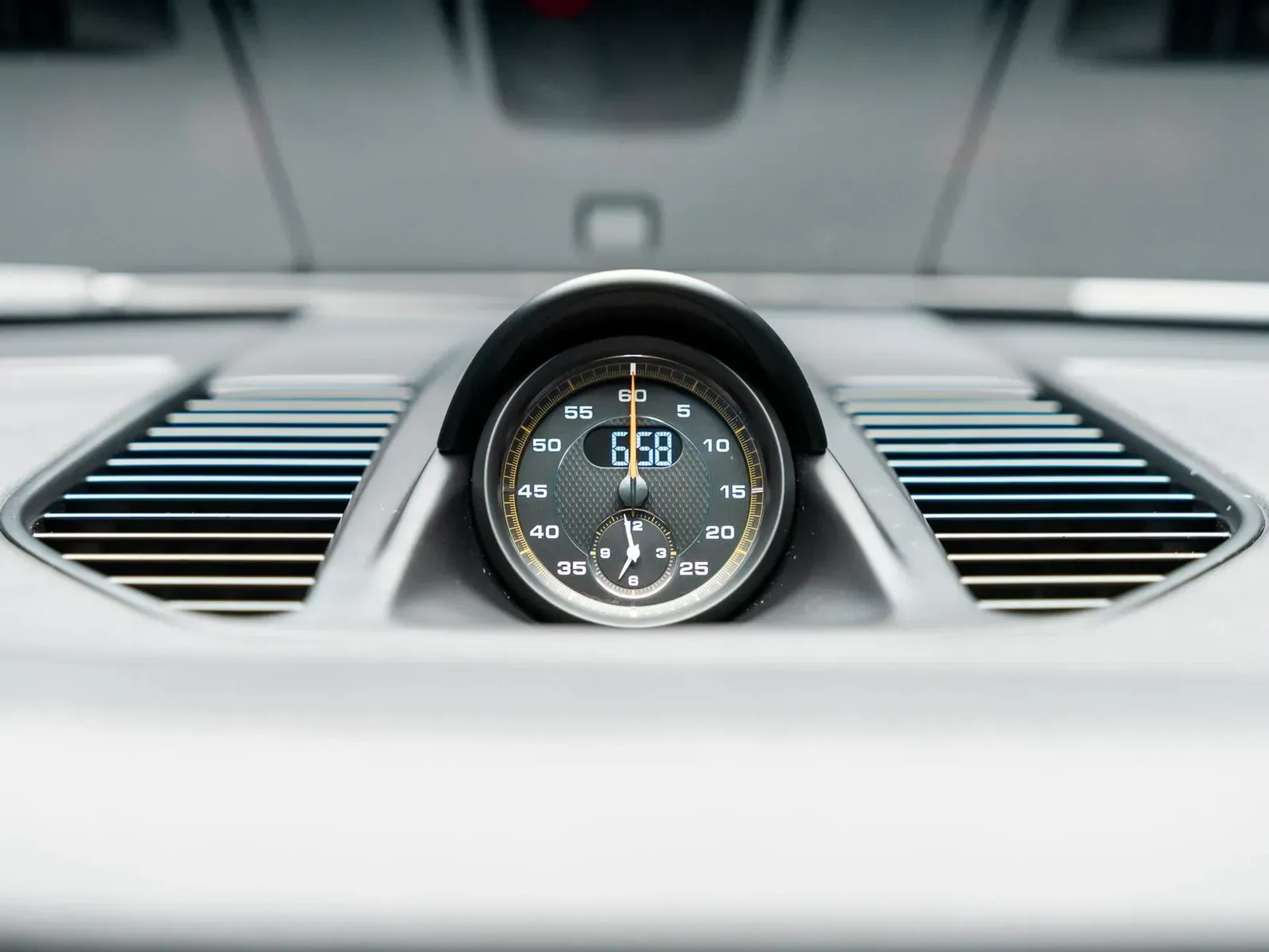 mph053_2398332_38351539_e867_4ad8_9c34_56021c48a492_b5df6ddc53