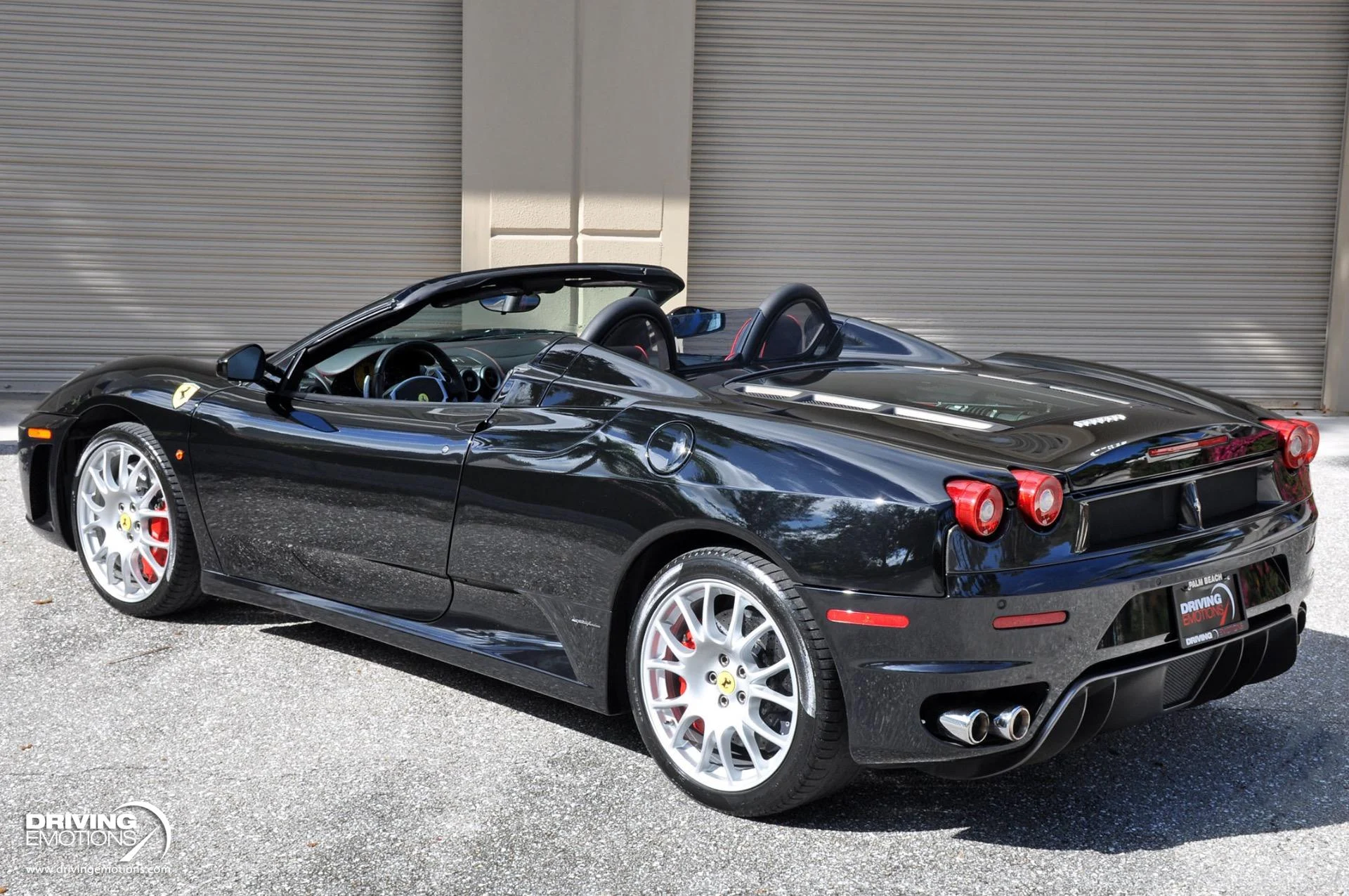 mph053_2400234962_885_p54_l_5163e2c24d