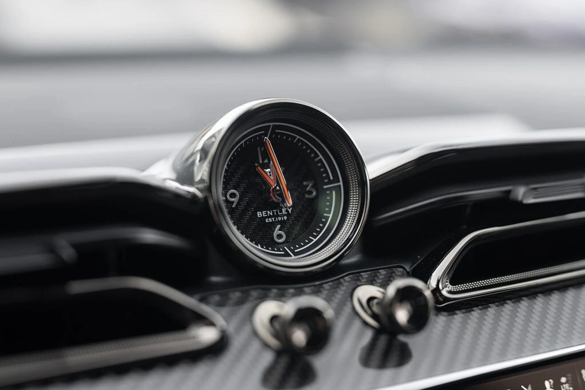 mph053_2406023249_e46f5134dd1f21f3fe1a54a505b5584bx_f19dd59ac9