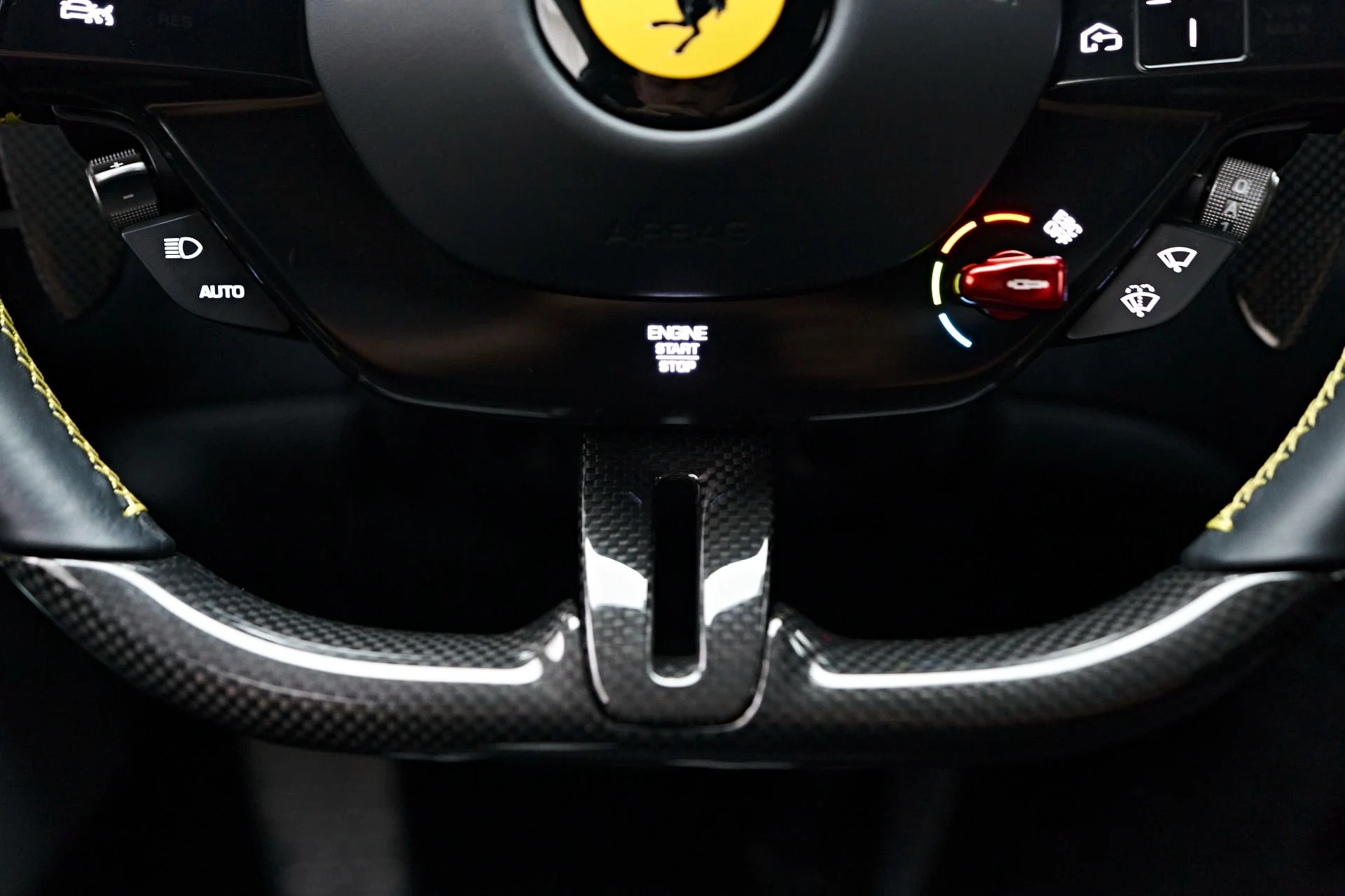mph053_2423620518_Used_2021_Ferrari_Roma_Base_1726158293_4fc1753e97