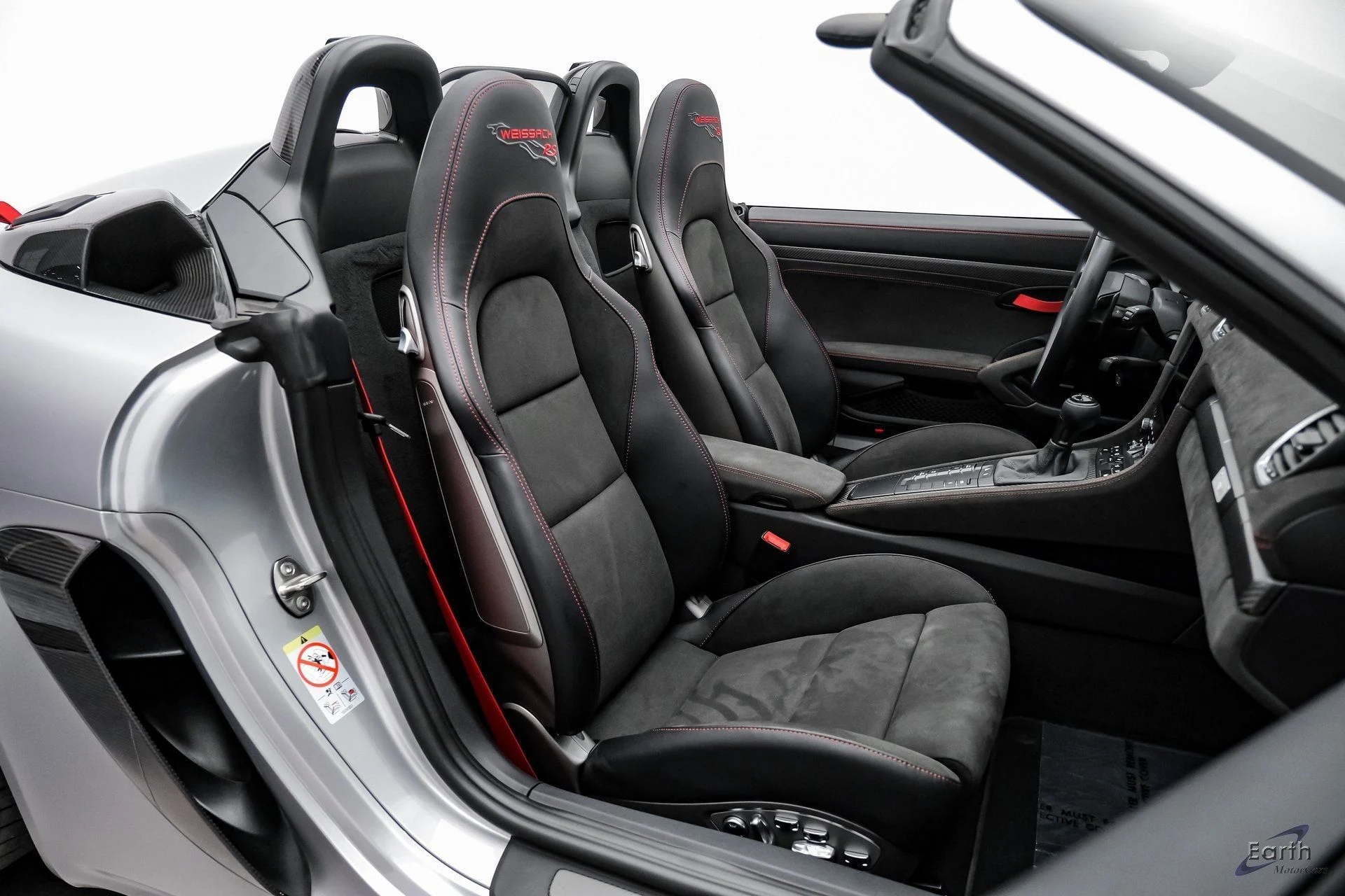 mph053_2430640279_5e25752dfec3654b89b52cb40284de2ex_e55632a042