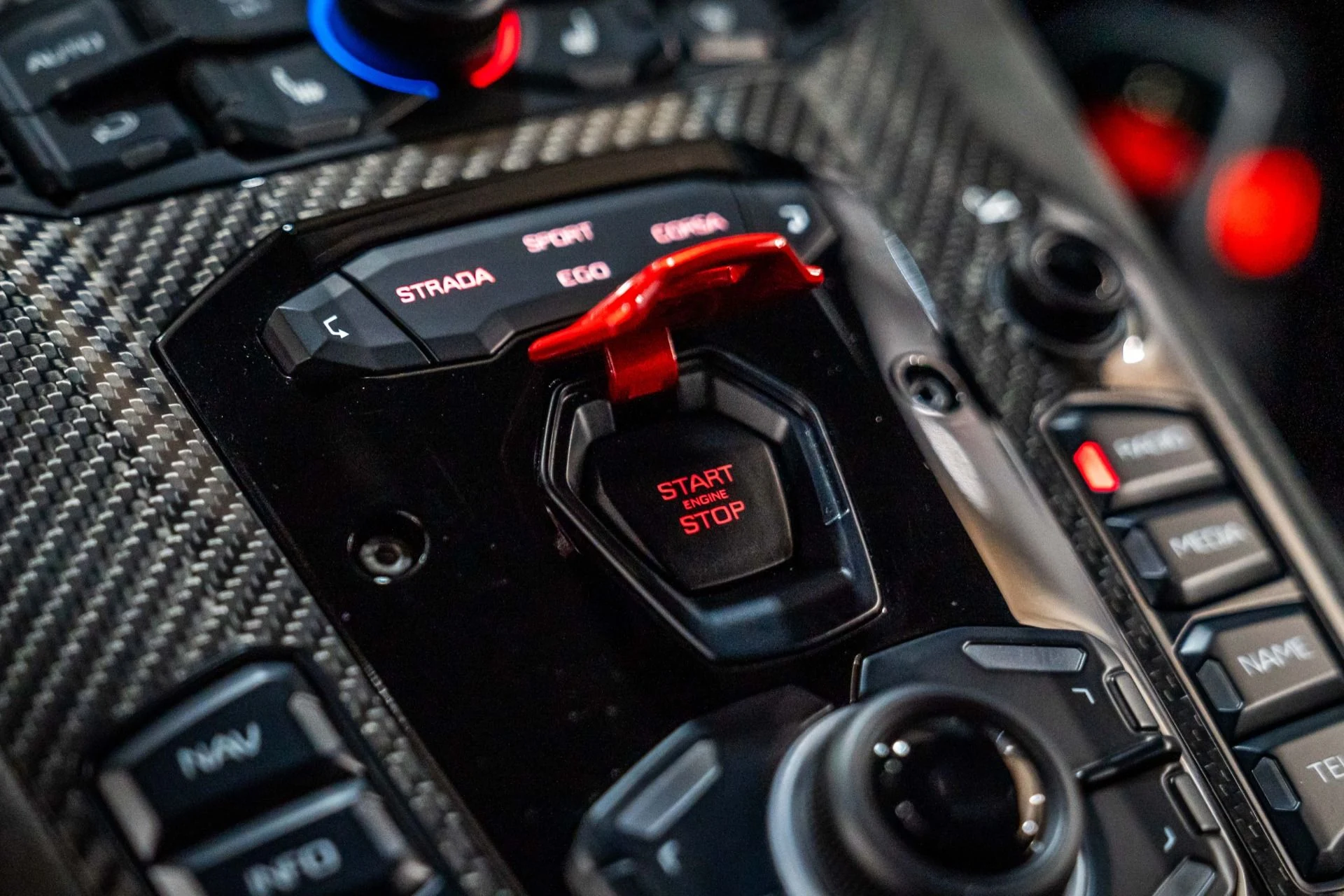 mph053_2431154562_Used_2022_Lamborghini_Aventador_LP_780_4_Ultimae_BLU_GLUACO_F1_Brilliant_Exhaust_1766165841_78beb7c517