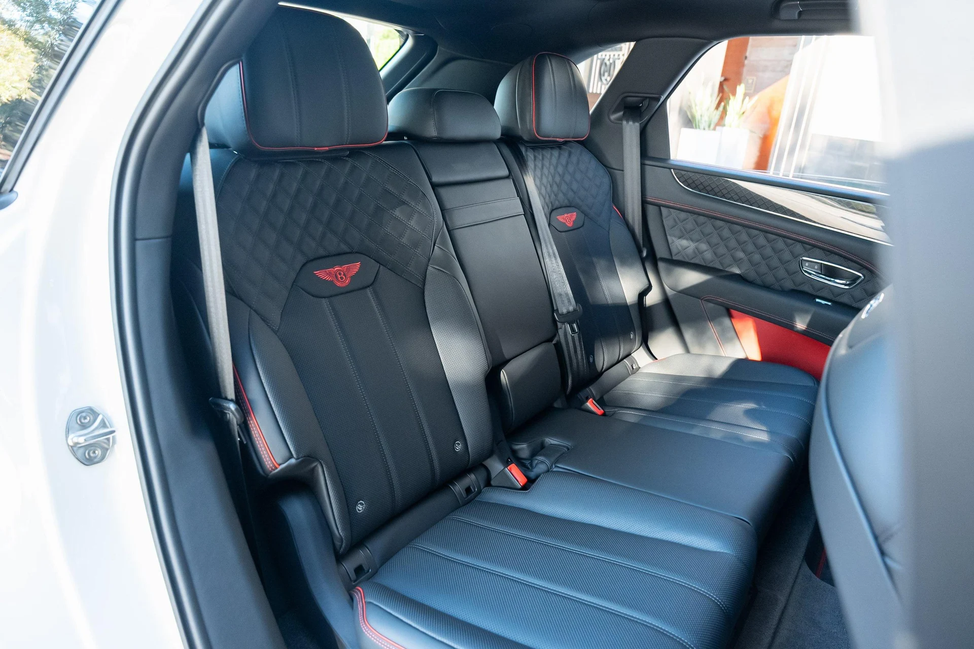 mph053_2436259428_389622357_677365322b7a94b33fd41a00_fcf52aa2cf