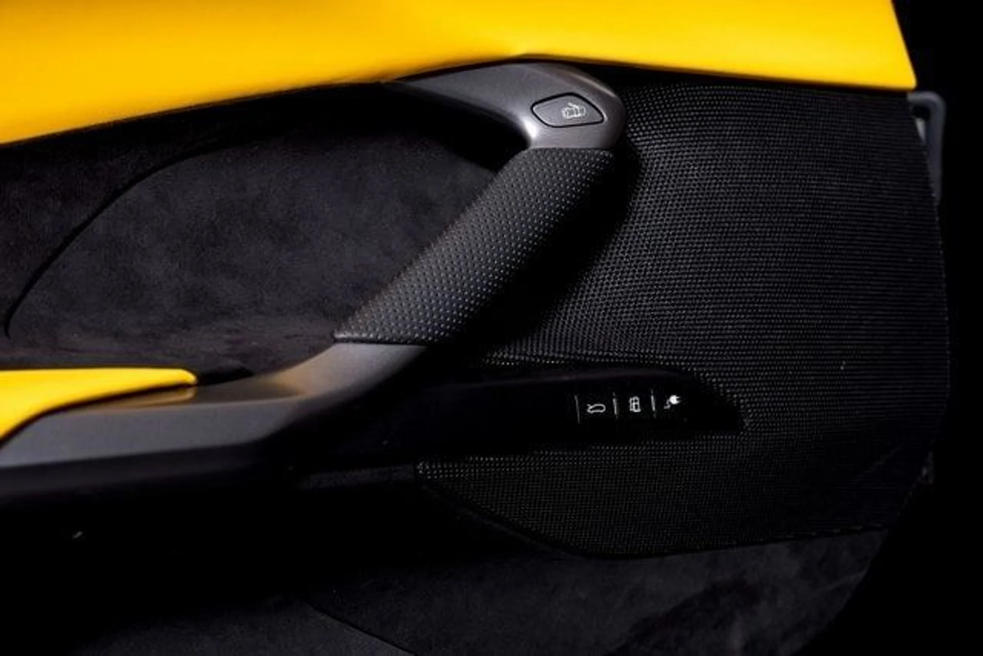 mph053_2437433834_7066ae4cad0a999f3c70efb21b24463cx_1abd860c04