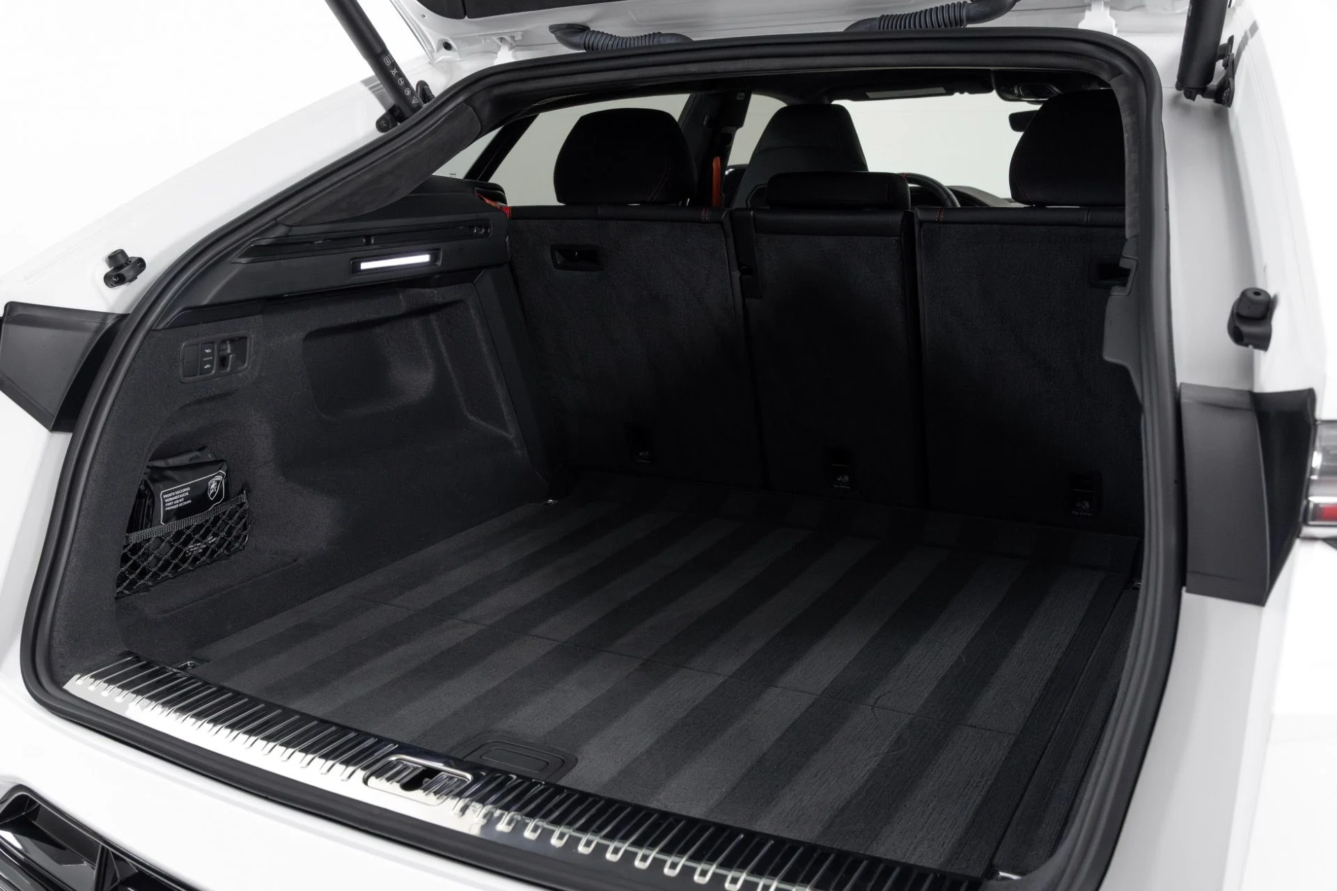 mph053_2472972834_Used_2024_Lamborghini_Urus_S_1765302064_62c2b0684e