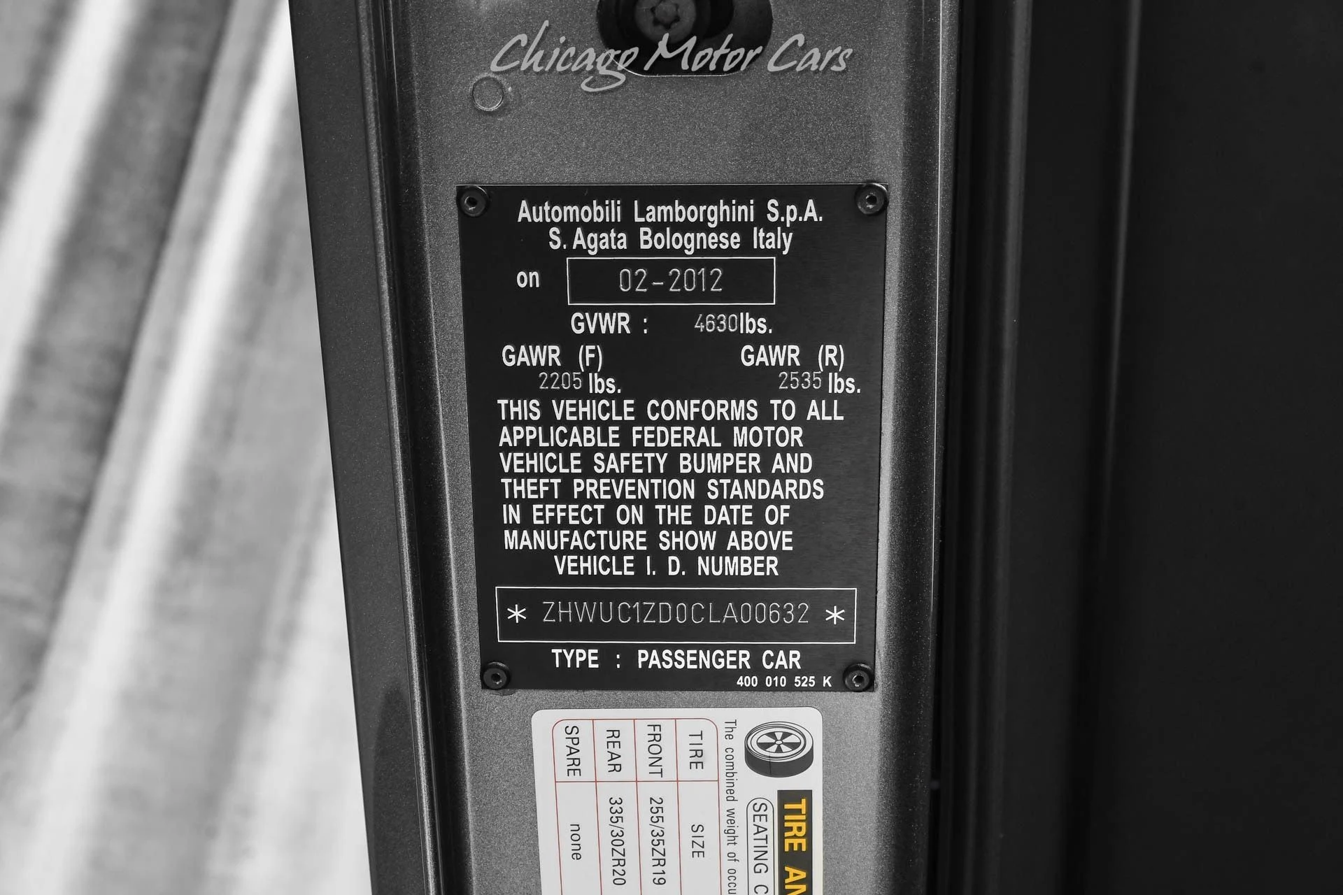 mph053_248691549_12975_p54_l_525b685d6c