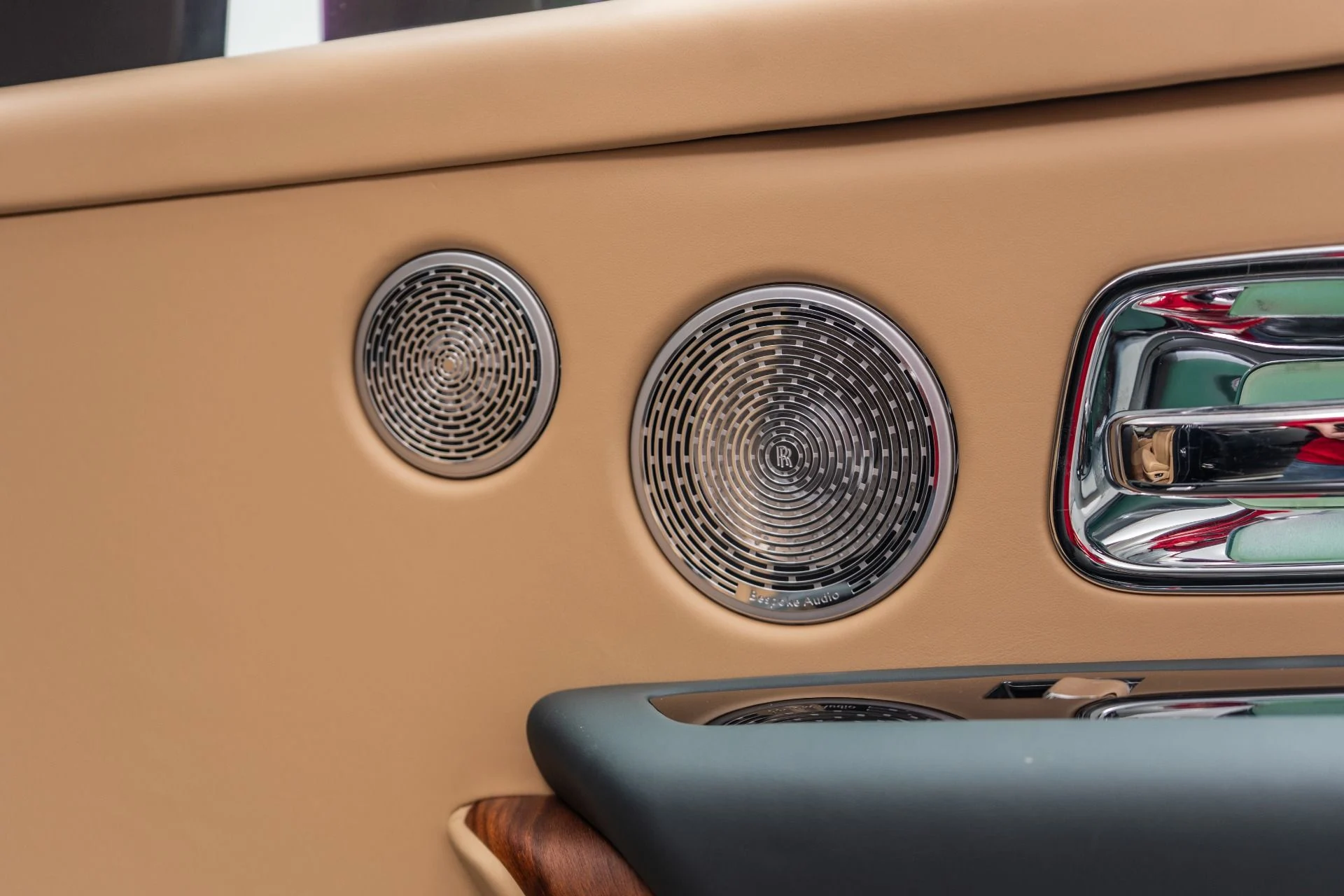 mph053_2487963749_Used_2025_Rolls_Royce_Cullinan_1773778505_e115a5f477