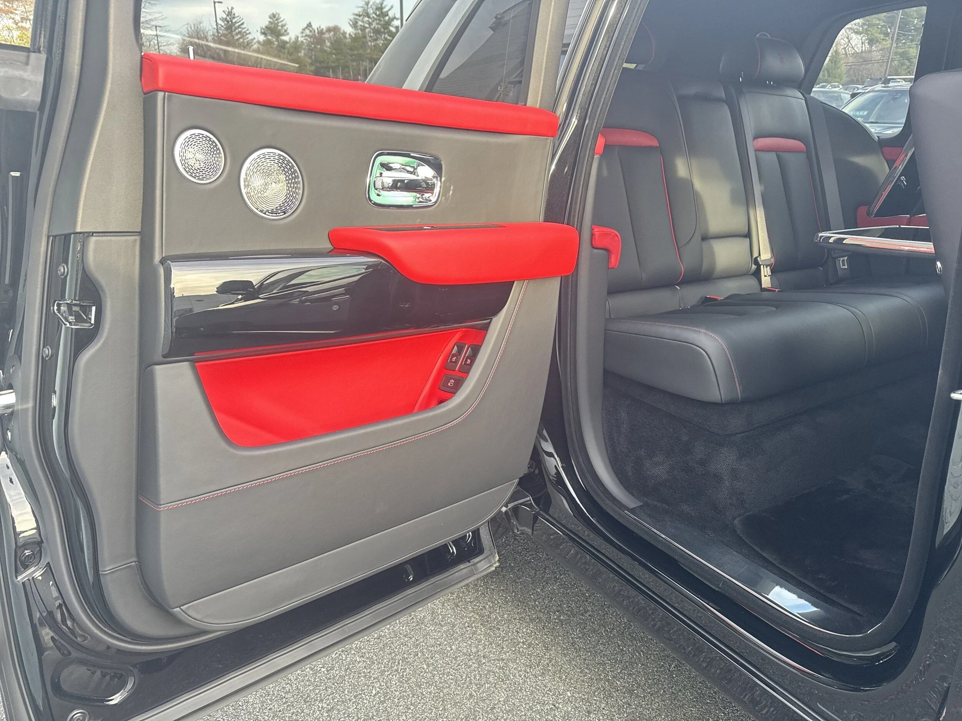 mph053_2496920963_14a00191a992666d97dcc8d5089e9540x_c264000747