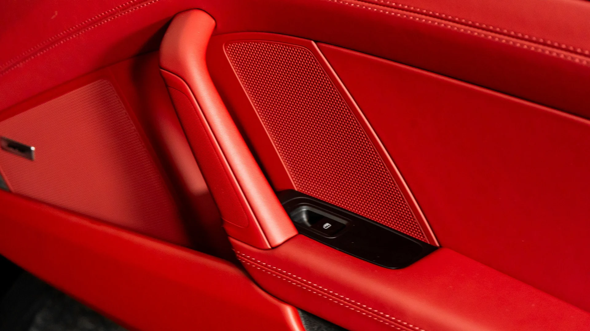 mph053_2503594824_content_homenetiol_com_2001243_2130496_0x0_aae39fb2023346fd8dbbb2d102330e9e_db18521961