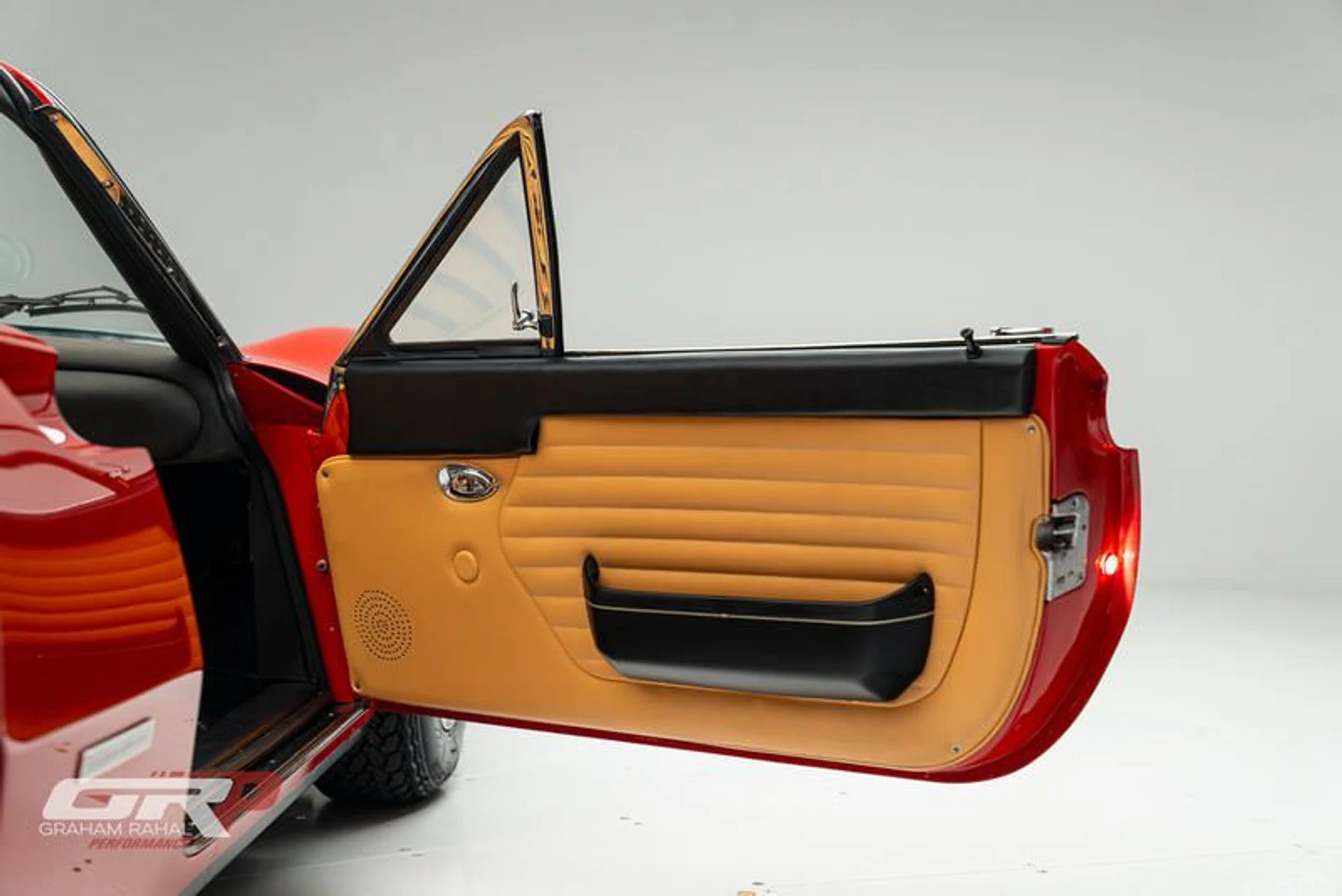 mph053_2556141068_E14_B868_E_8_AC_0_4_D92_8_B8_D_9_F2549_BD_6971_70b6e2b87d