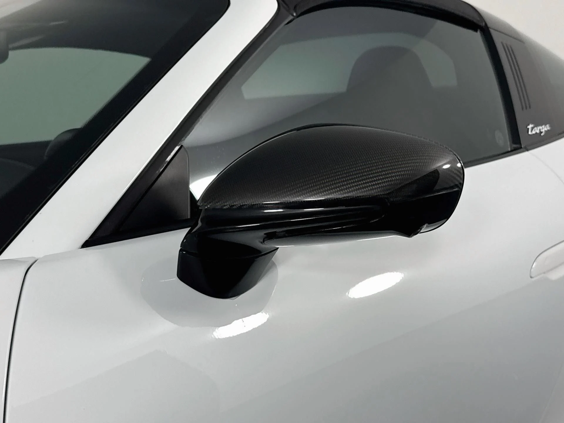 mph053_2590471891_Used_2021_Porsche_911_Targa_4_S_1789669379_8457c68286