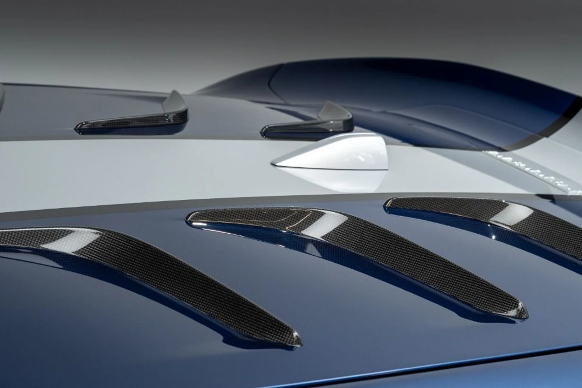 mph053_2645585836_Used_2022_Ferrari_812_Competizione_802cfb2d5e