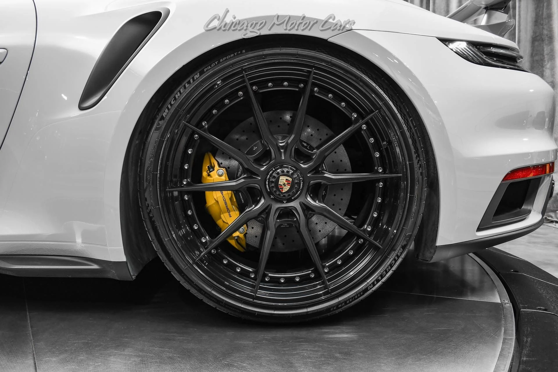 mph053_2652842083_10645_p54_l_15e1a4eb41