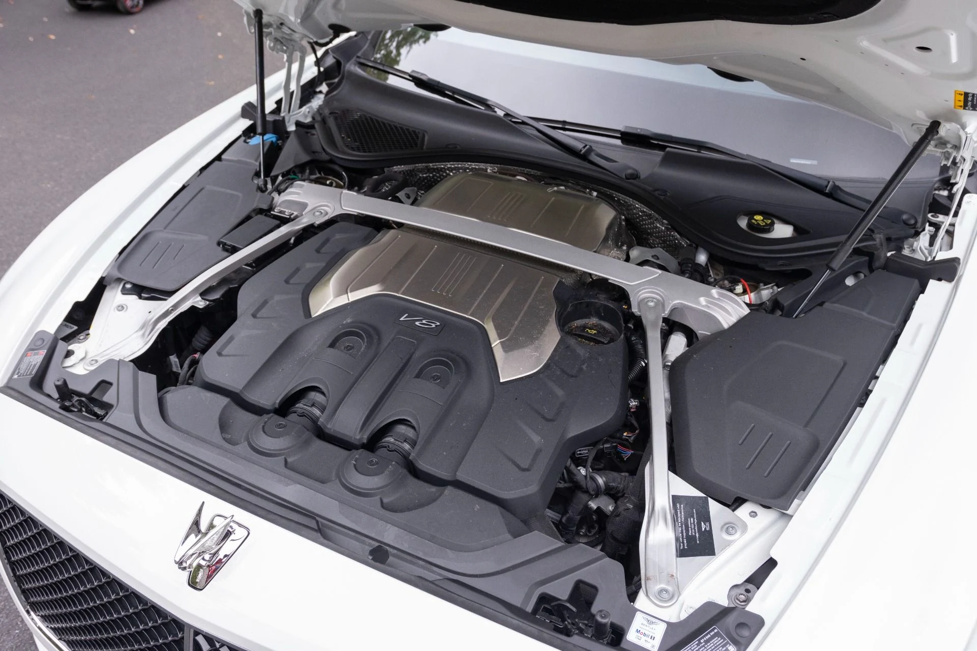 mph053_2658669896_Used_2024_Bentley_Flying_Spur_V8_1779398452_a9219f01df