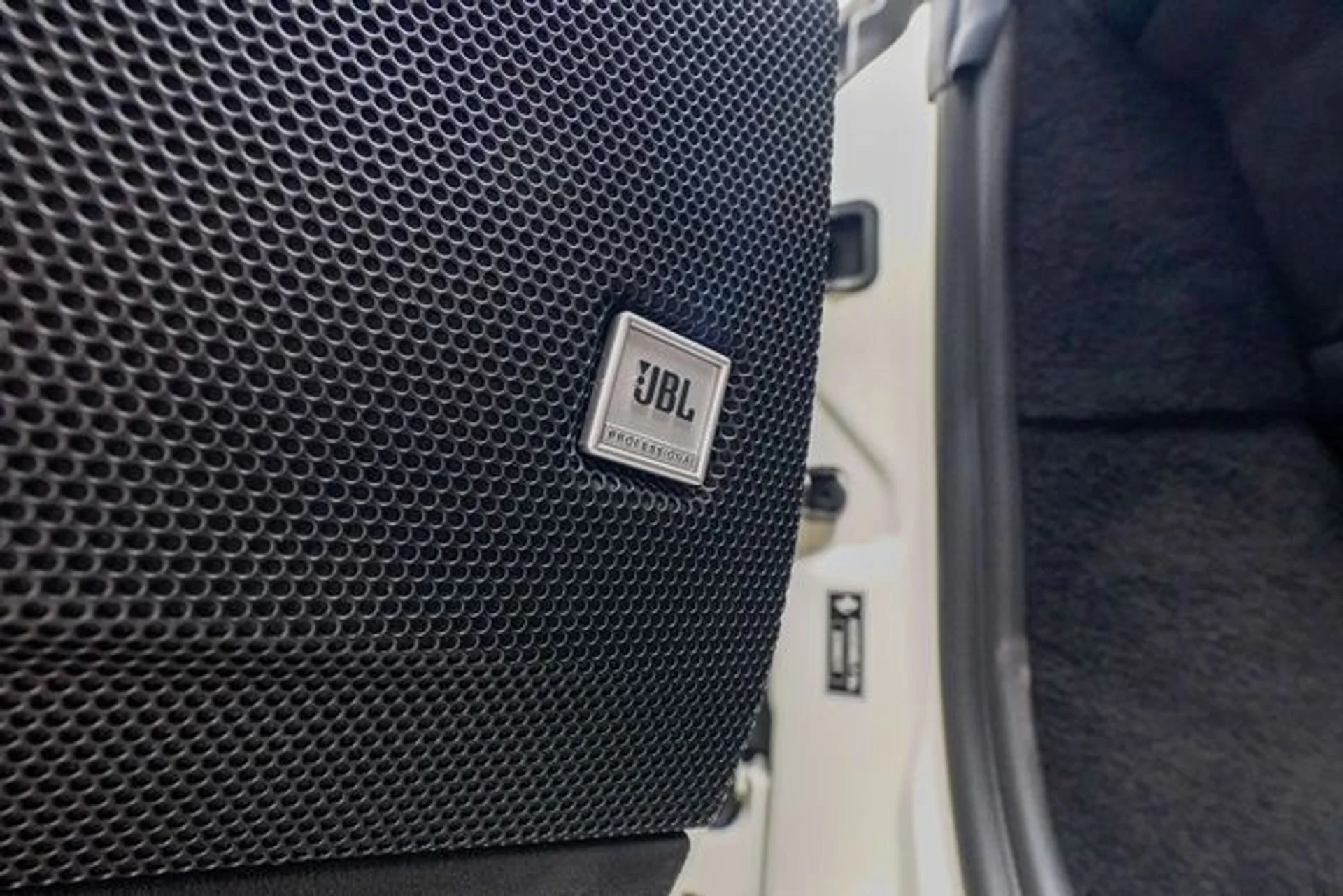 mph053_2665639997_22977808_54_c9f0e3f2db