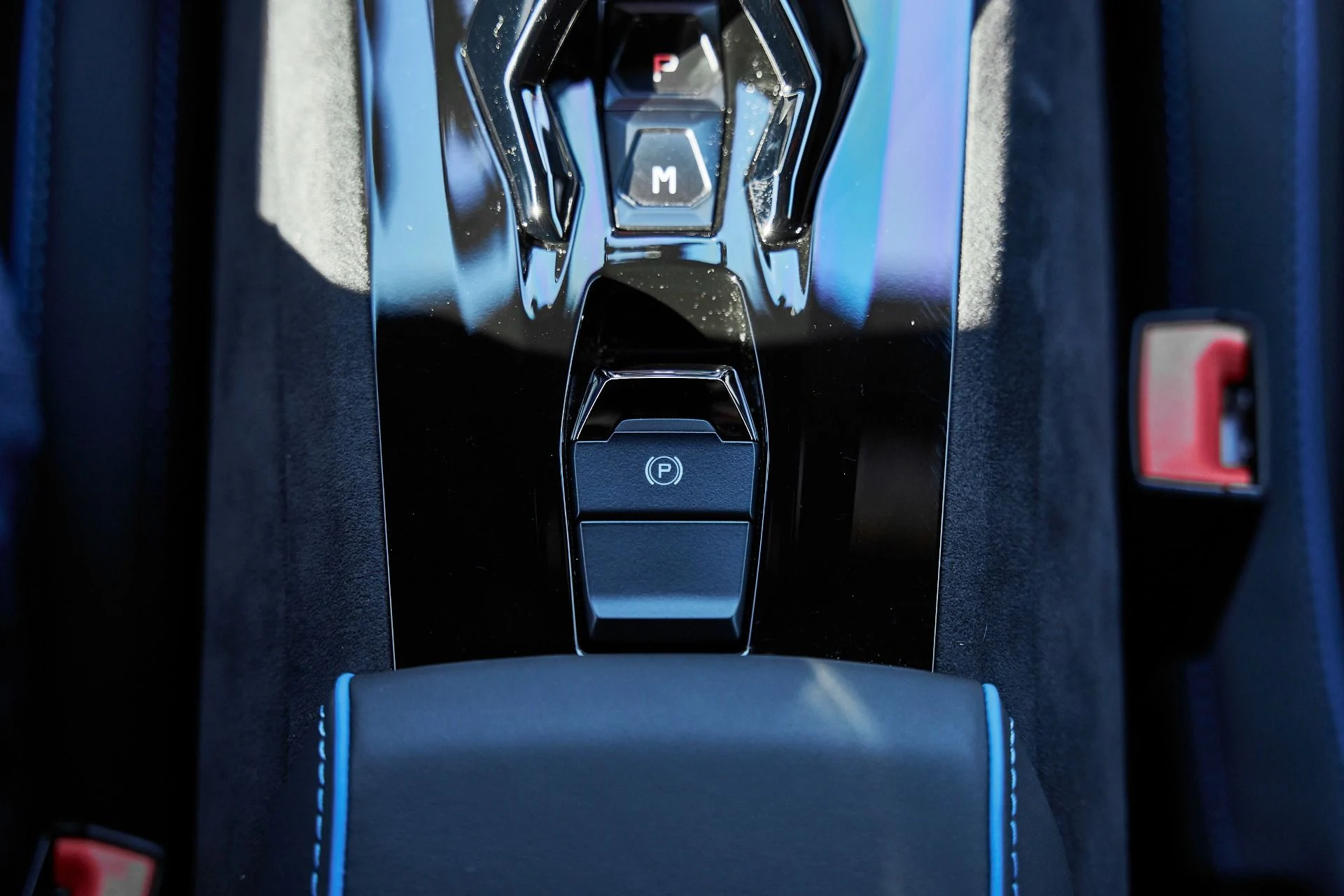 mph053_2665738178_Used_2023_Lamborghini_Huracan_Tecnica_Base_1766024659_d162028daa