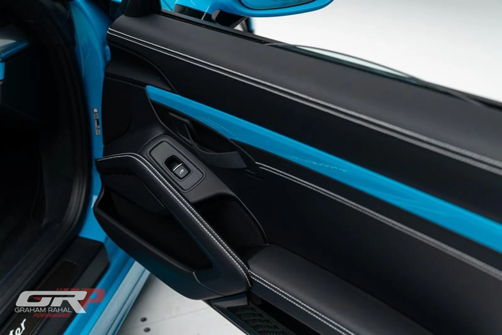 mph053_2703642996_14_A6_CA_3_E_BB_73_4_DBD_B456_8_F37_F4841_E1_C_55bd8634c3